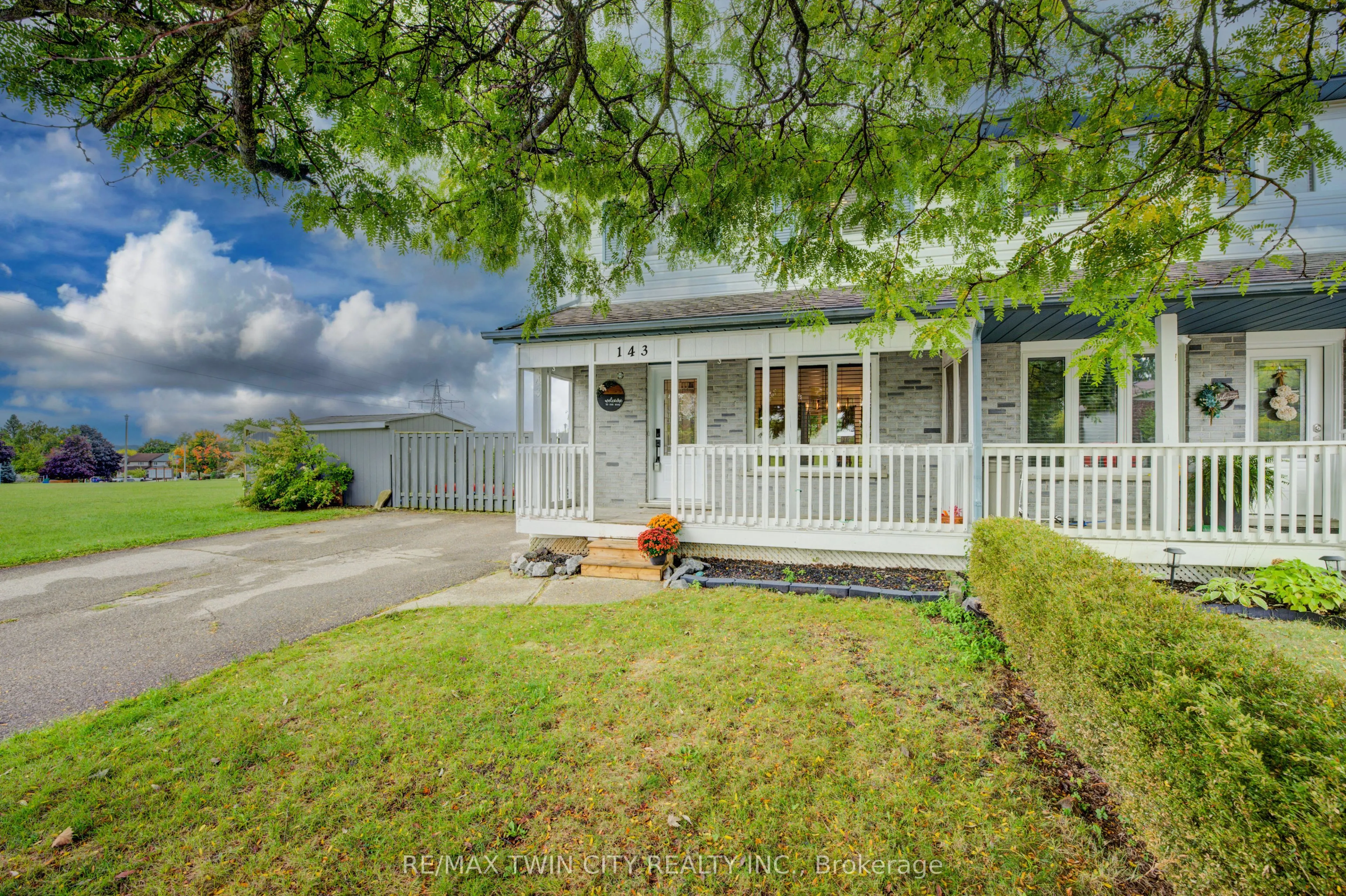 143 Dyer Court