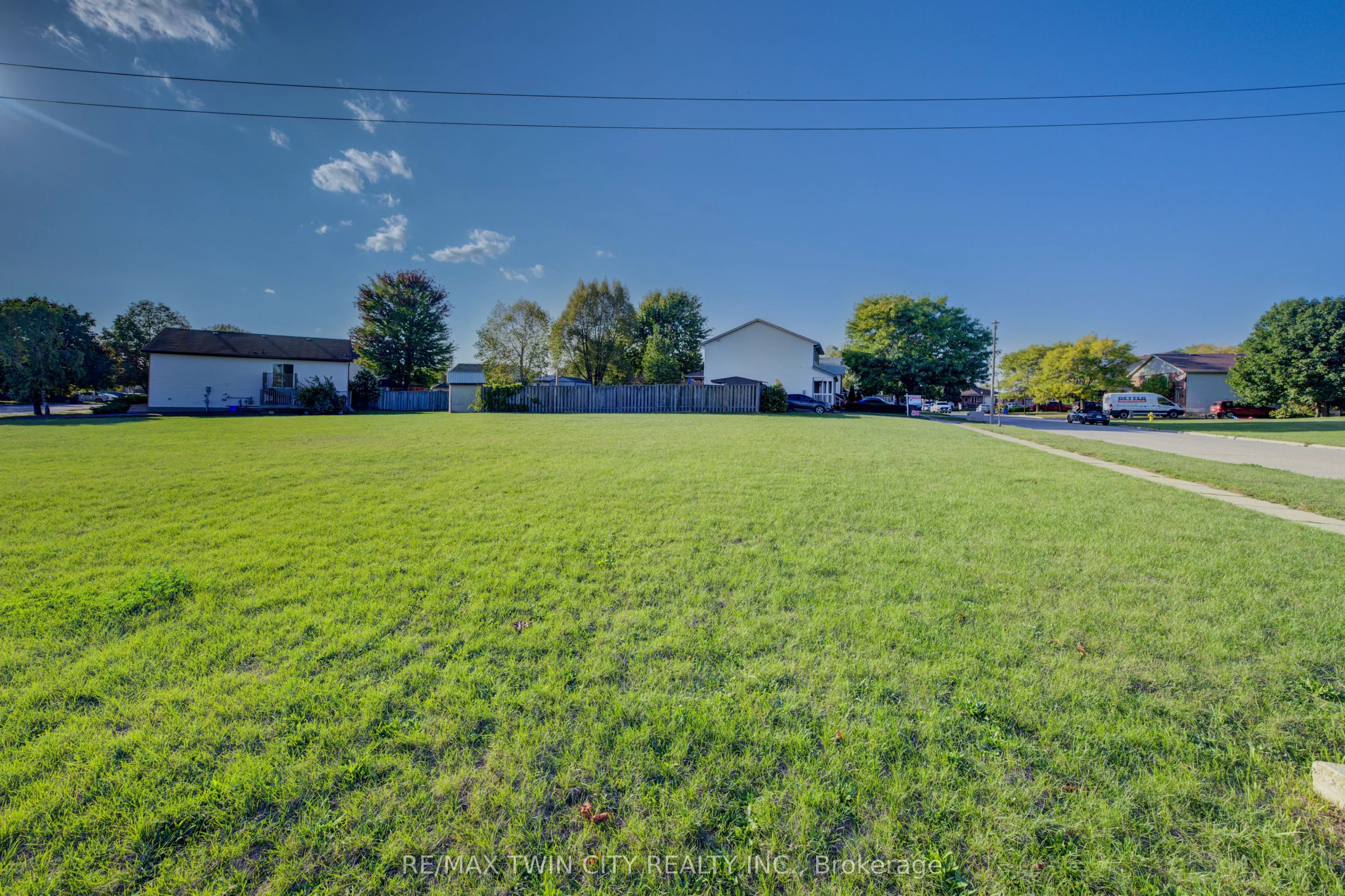 143 Dyer Court