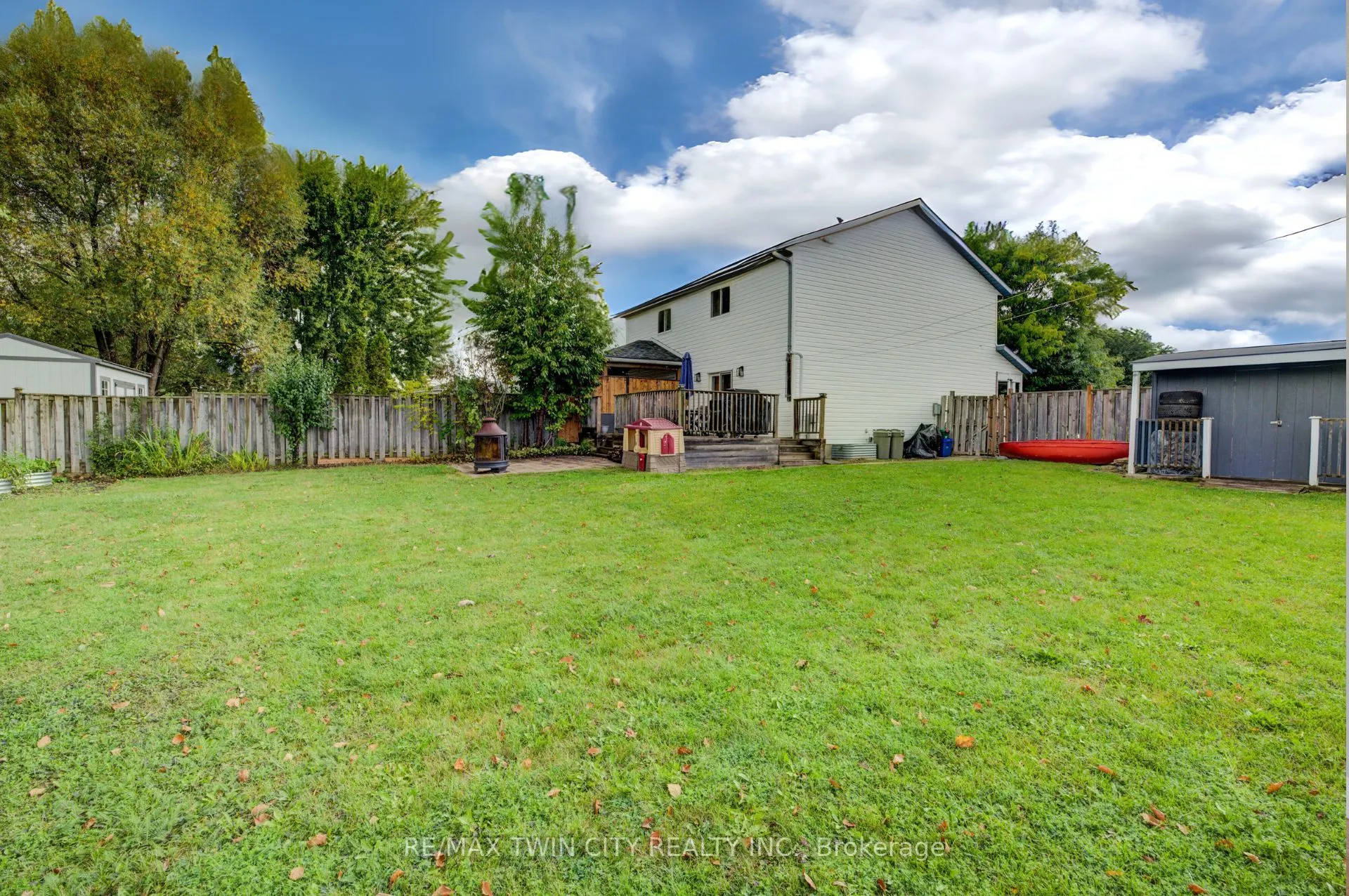 143 Dyer Court