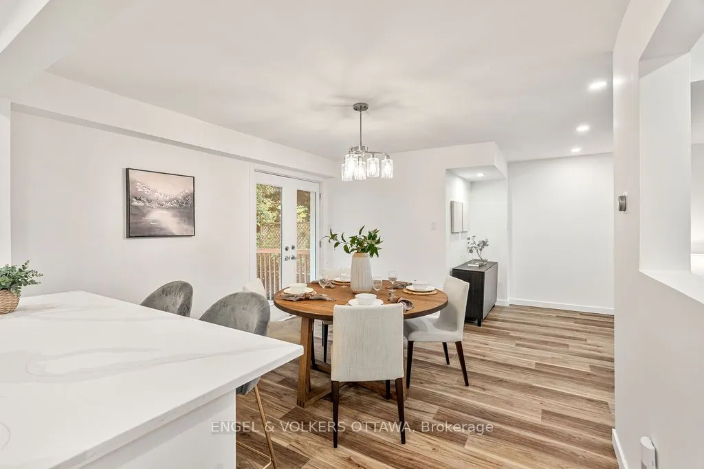 12 Bayside Private