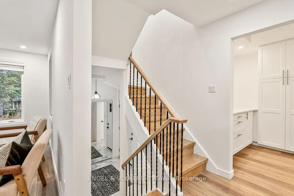 12 Bayside Private
