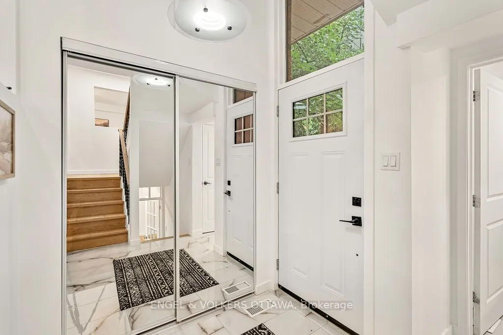 12 Bayside Private