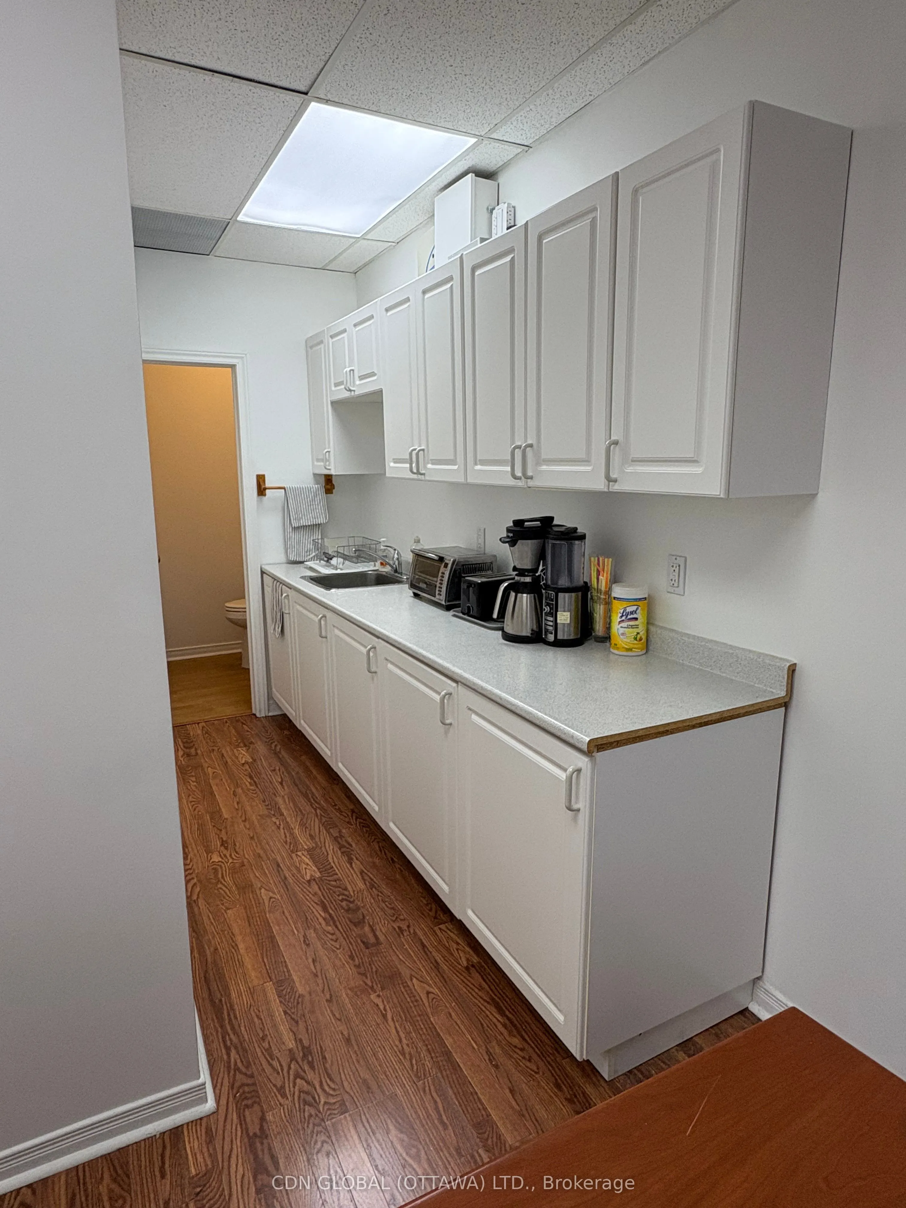 30 Concourse Gate, #Suite 126
