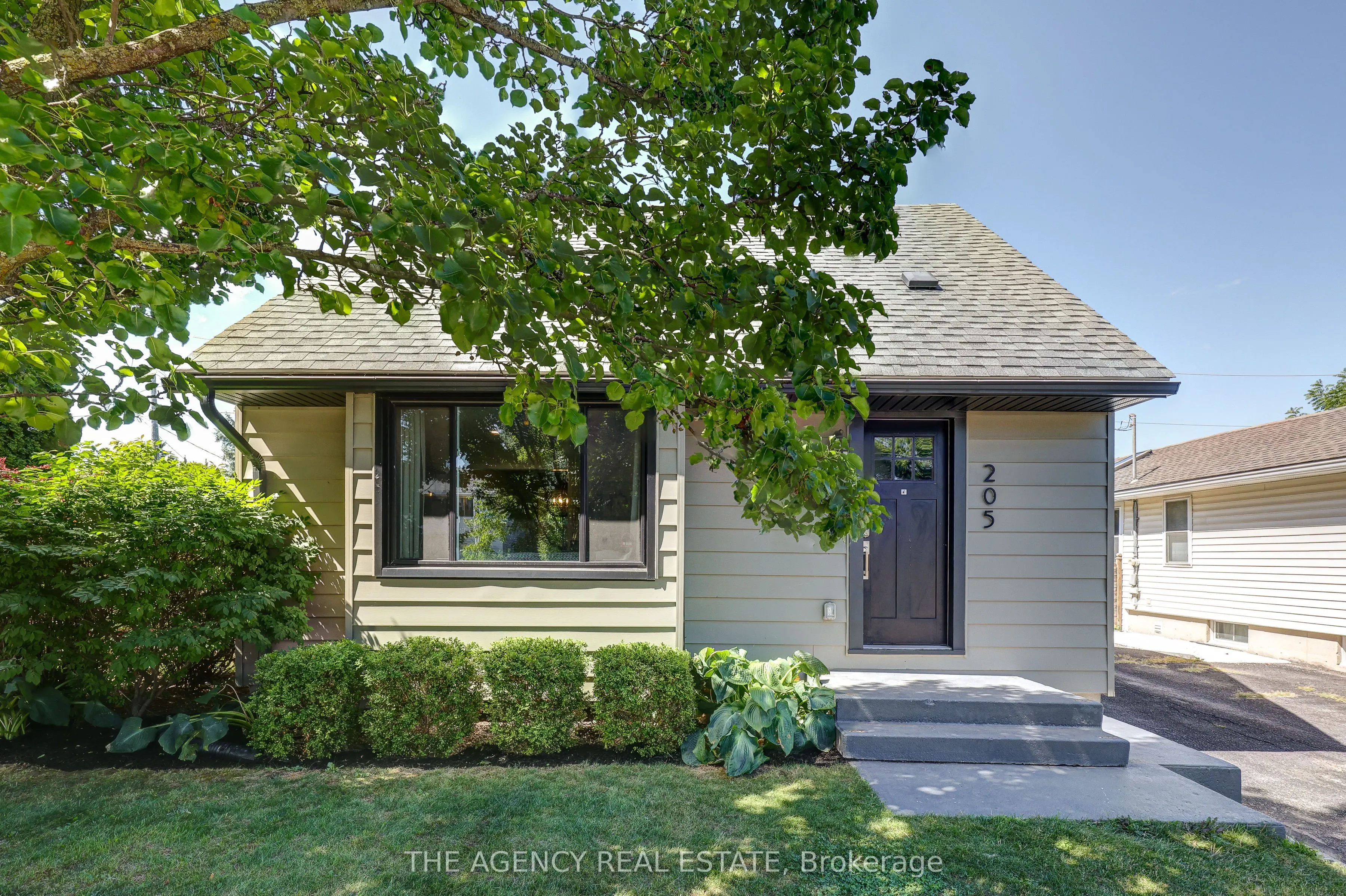 205 Rhine Avenue