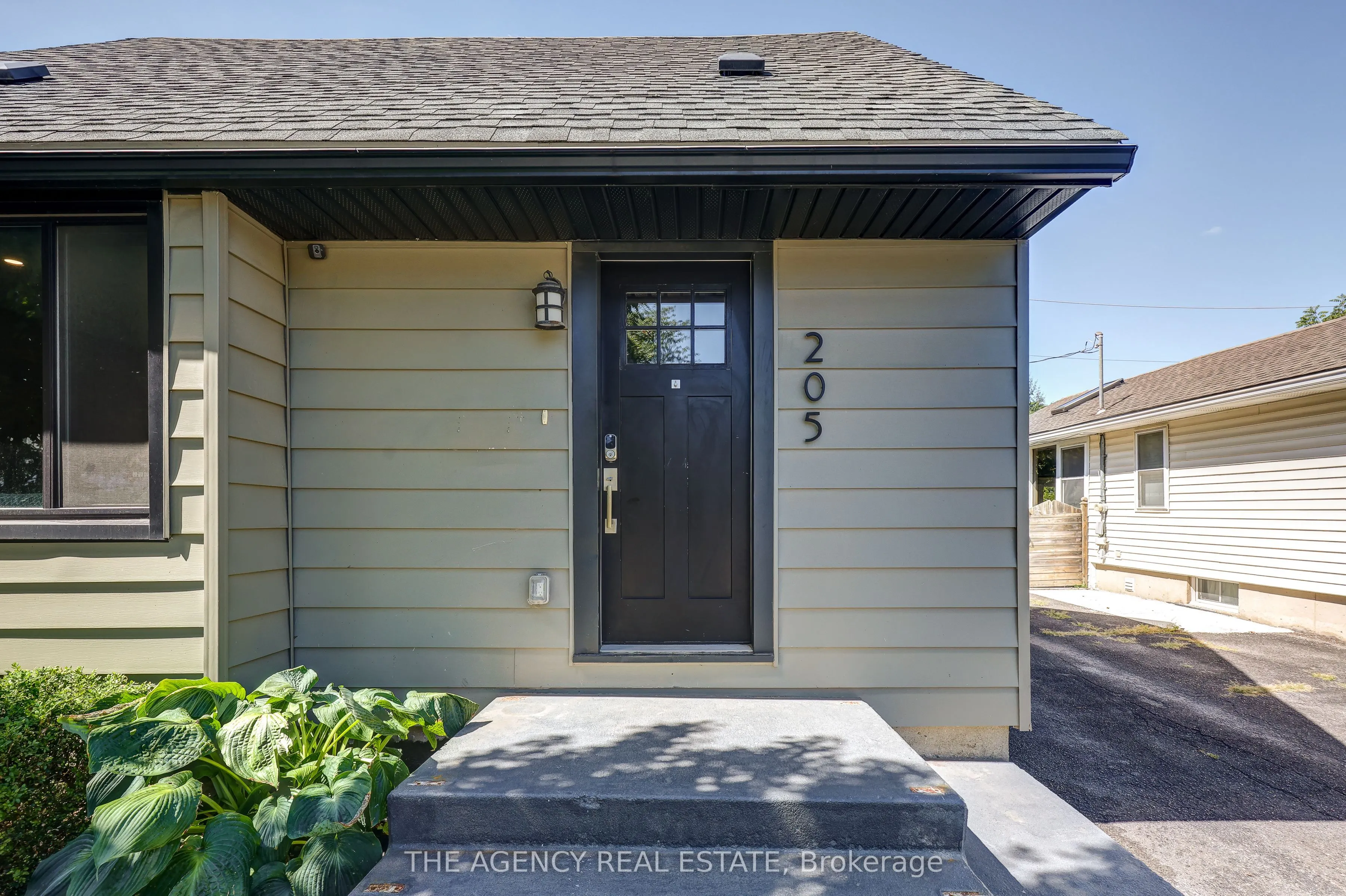205 Rhine Avenue