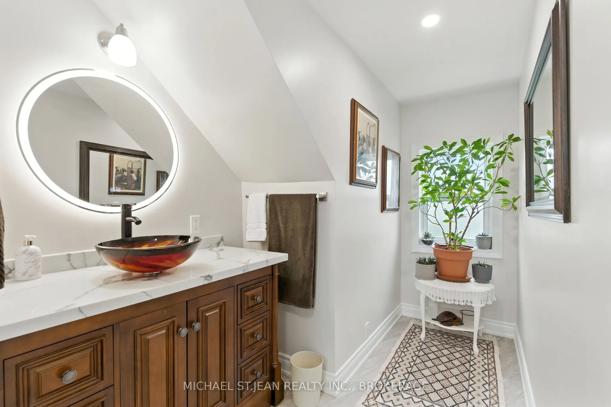 29 Sauer Avenue