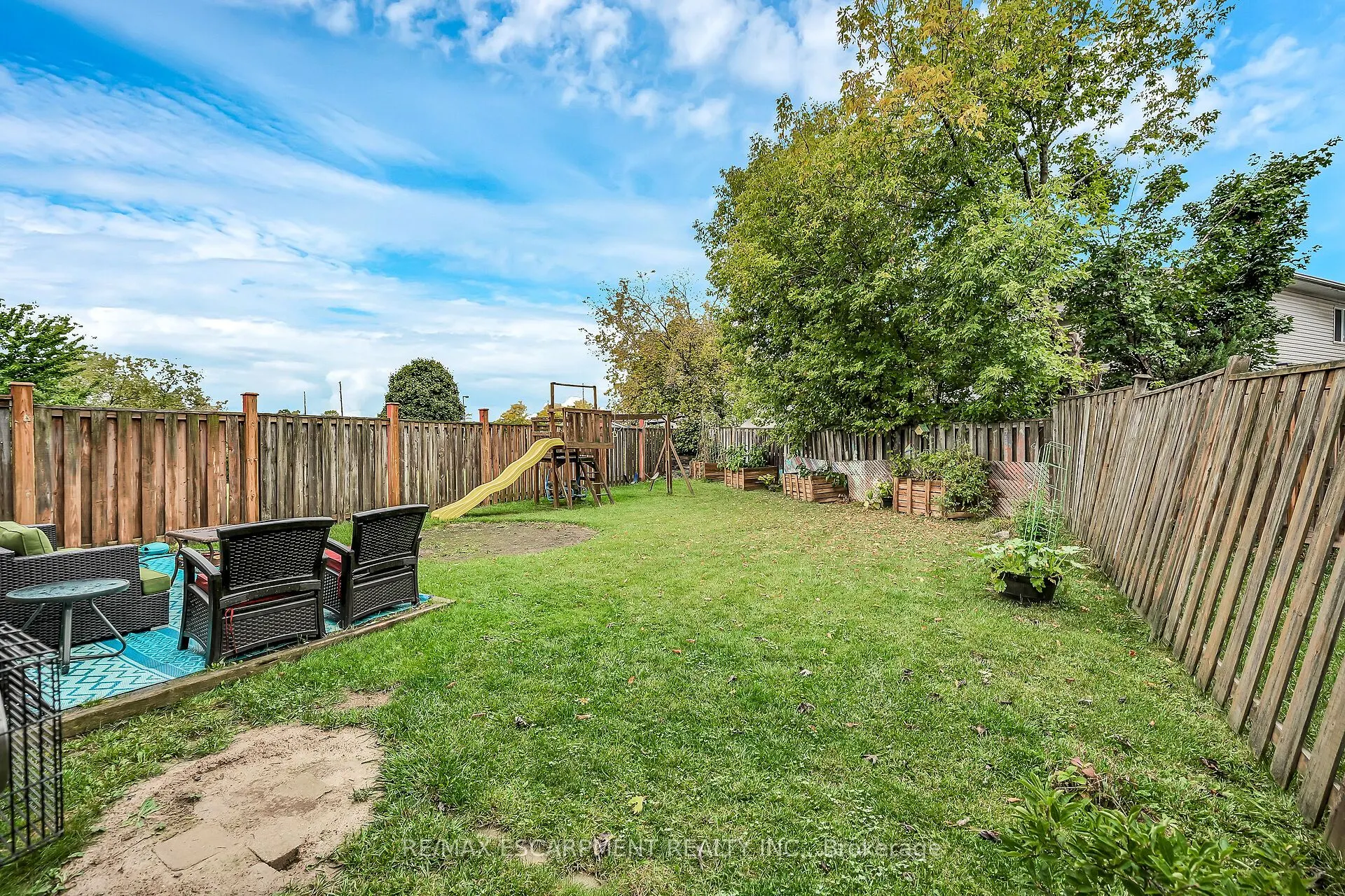 16 Caledon Court