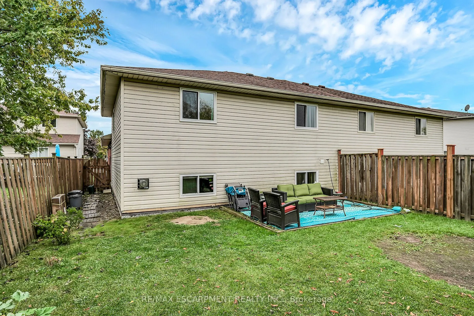 16 Caledon Court