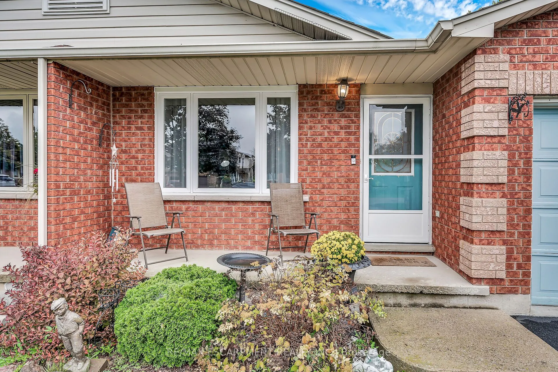 16 Caledon Court