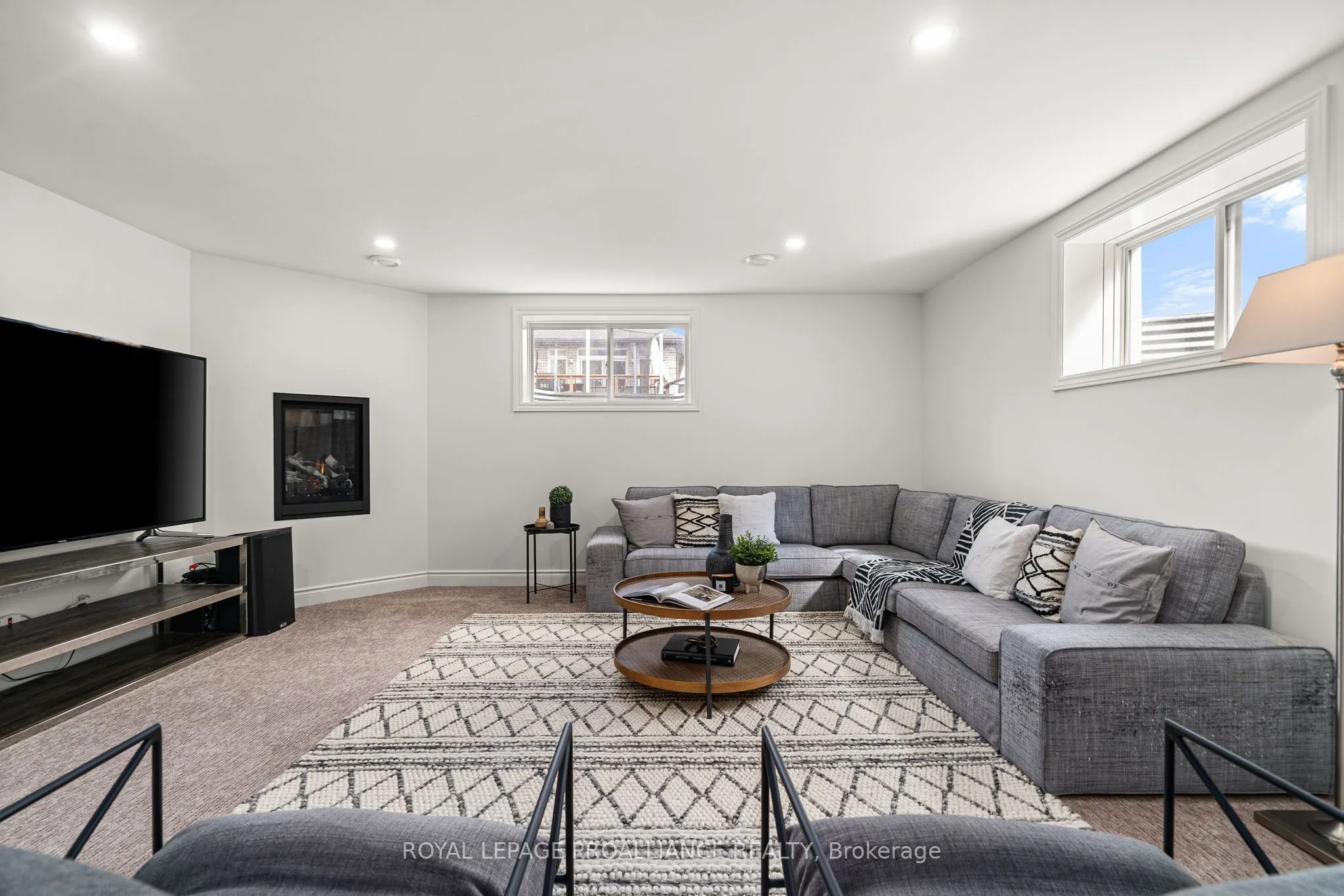 18 RAYCROFT Drive