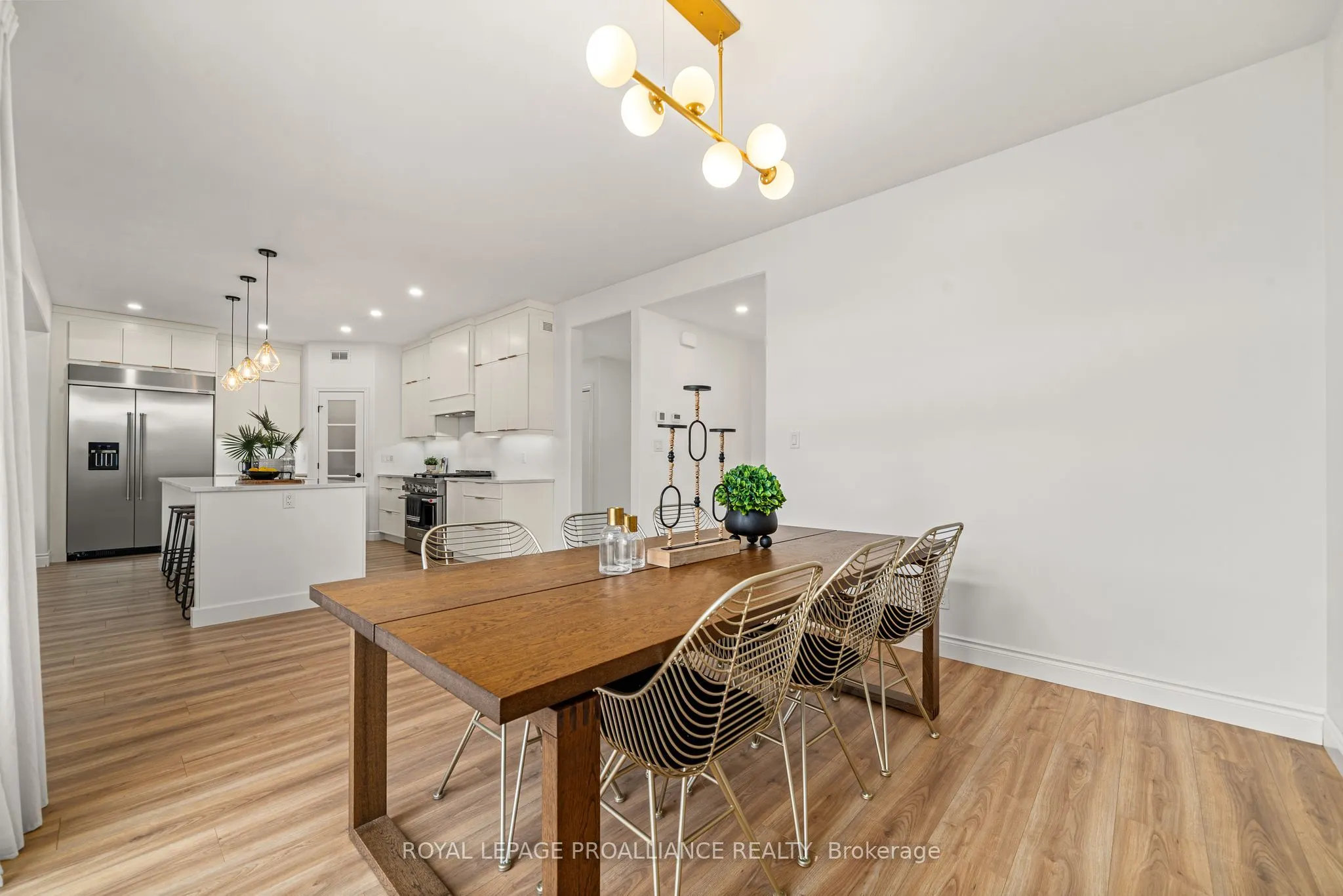 18 RAYCROFT Drive