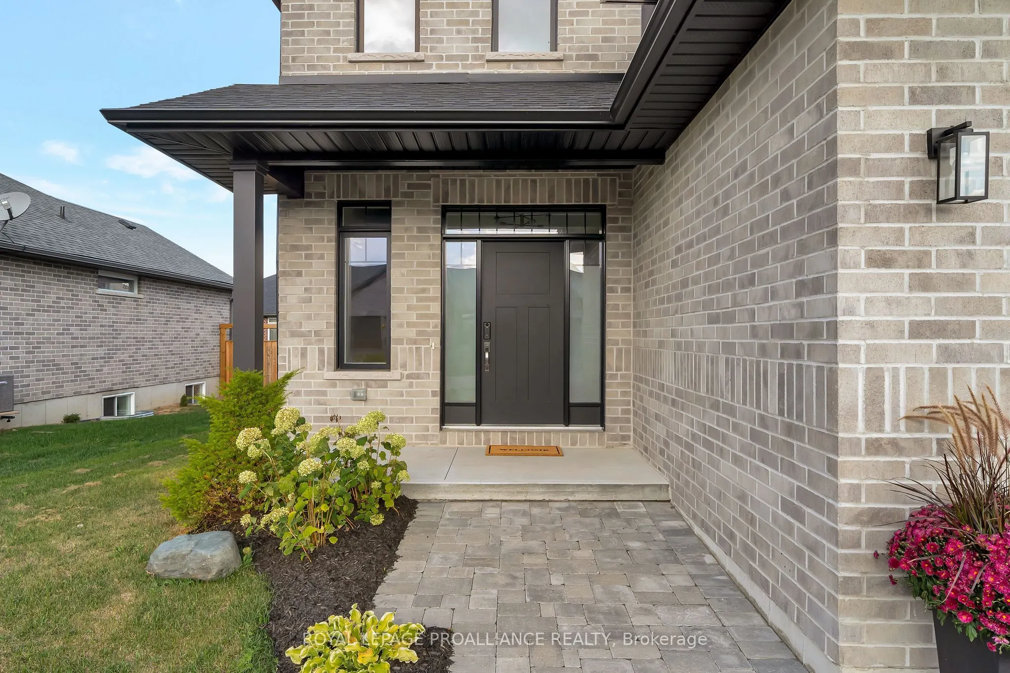 18 RAYCROFT Drive