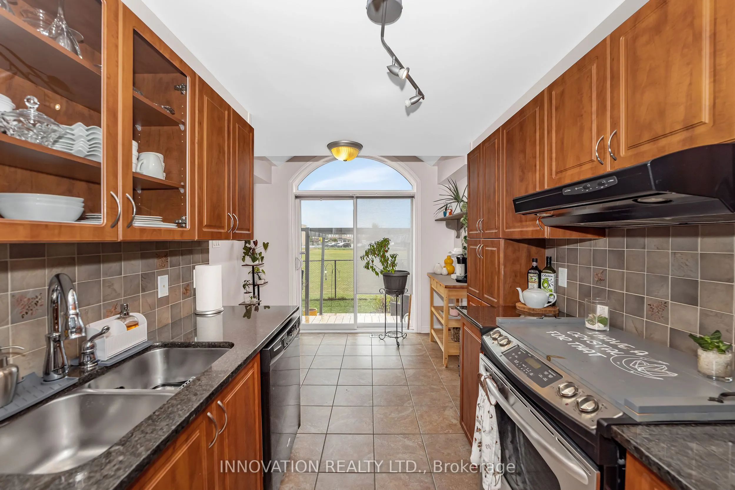 146 Silvermoon Crescent