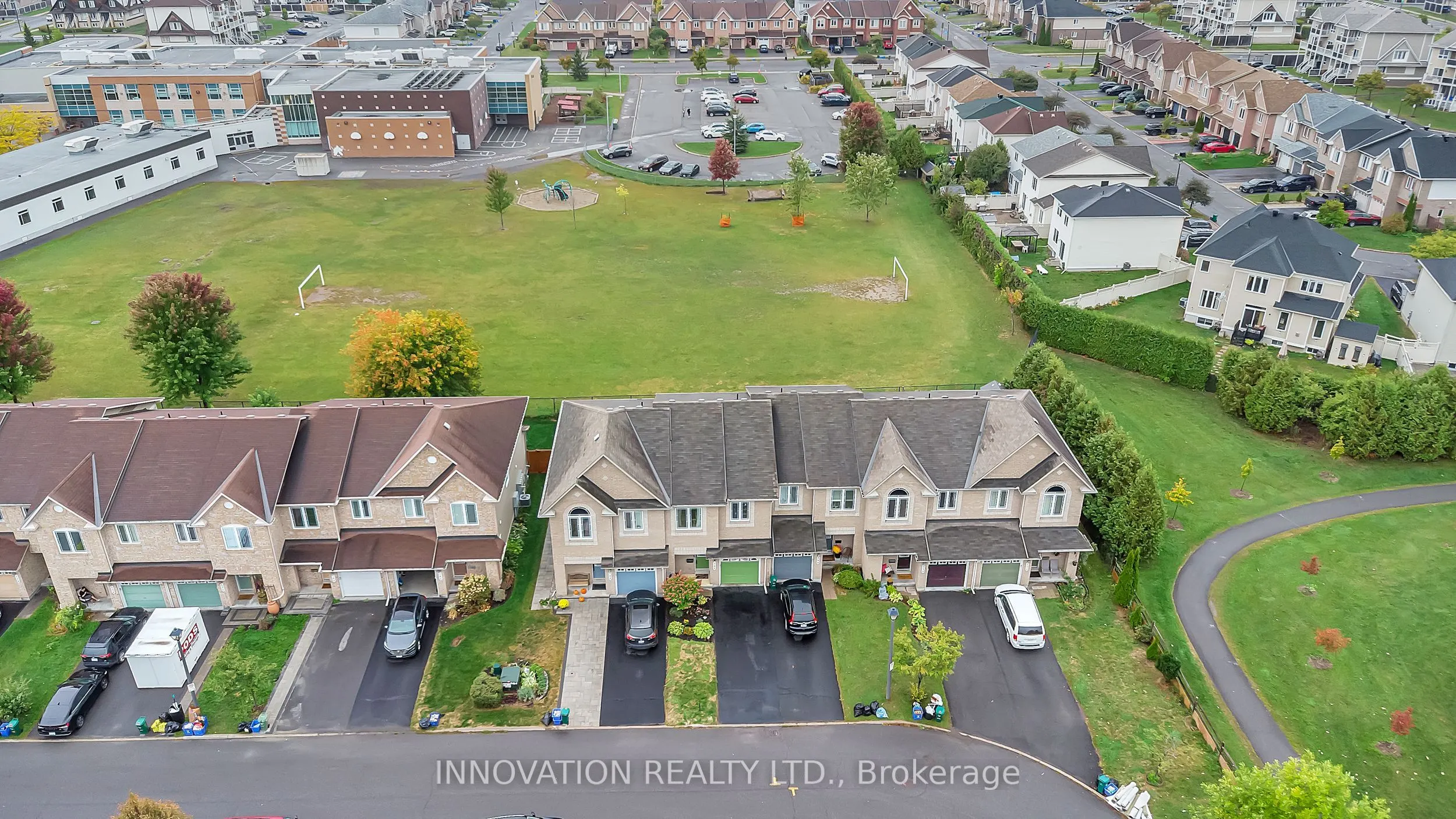 146 Silvermoon Crescent
