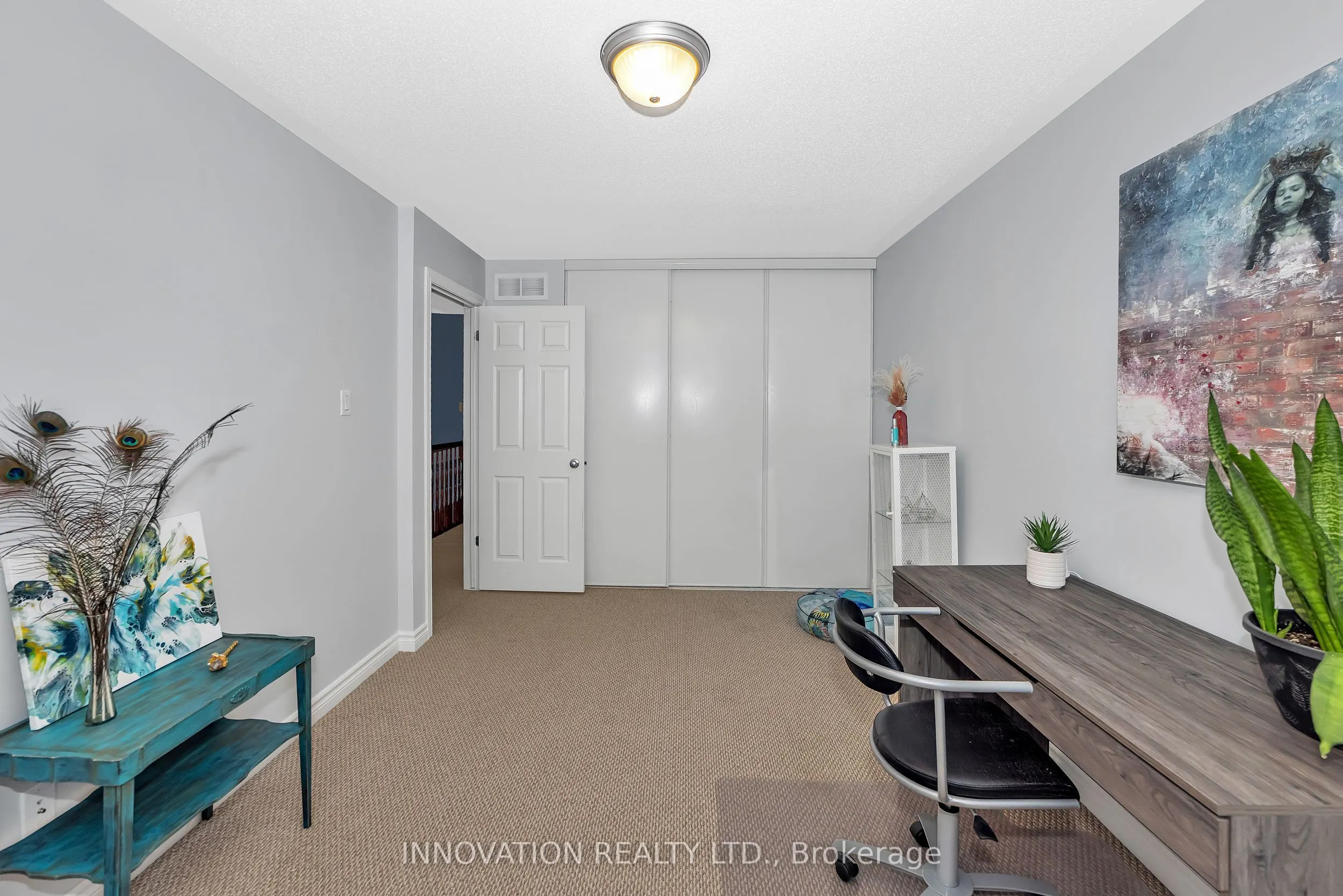 146 Silvermoon Crescent