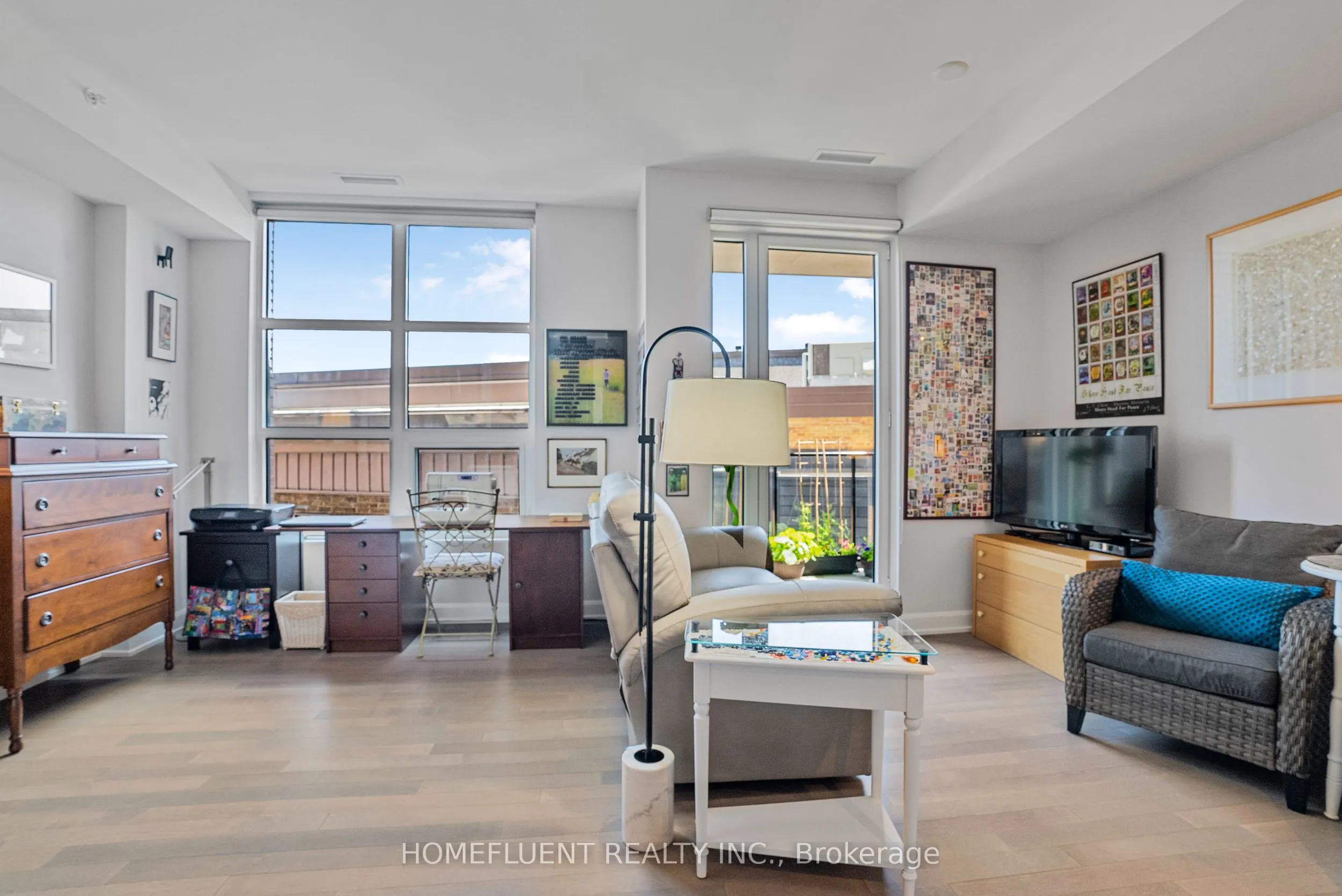 10 Rosemount Avenue, #305