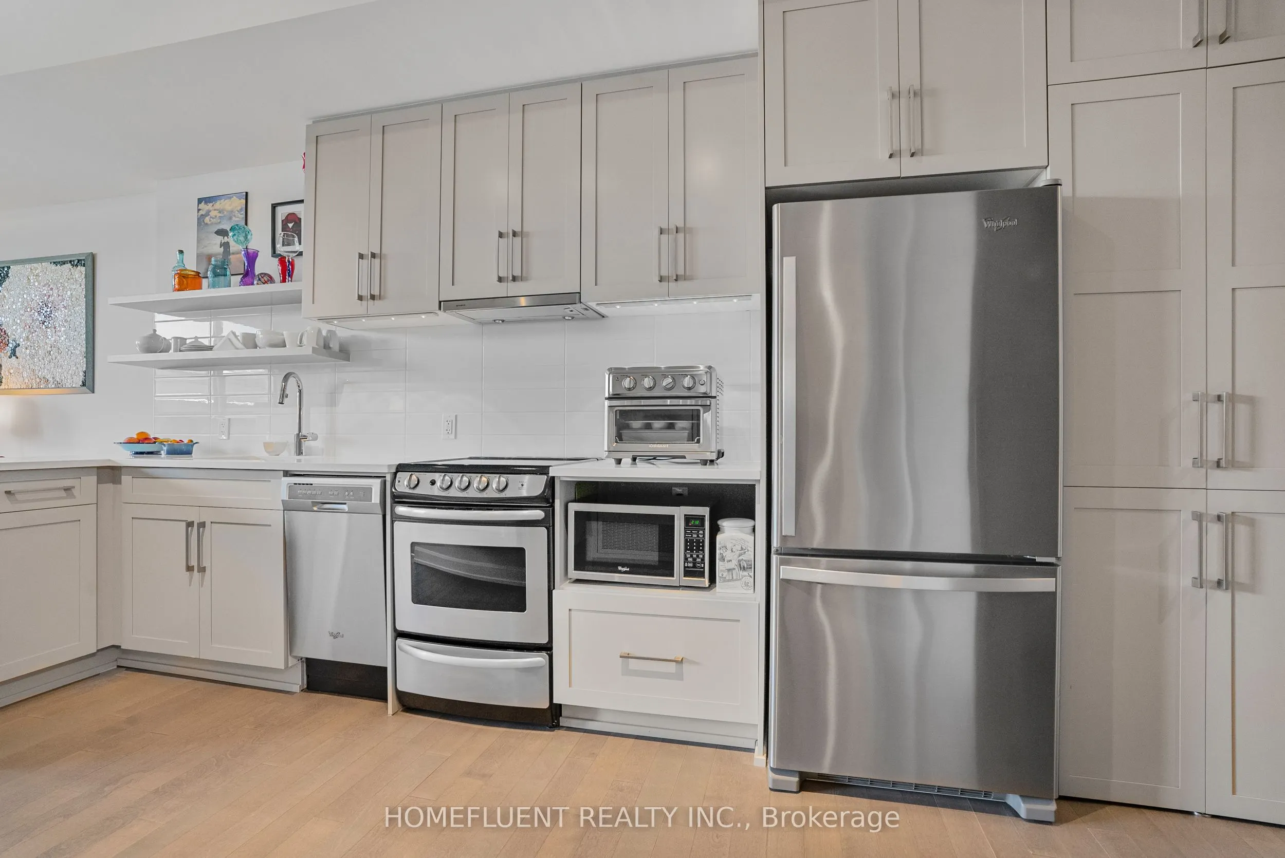 10 Rosemount Avenue, #305