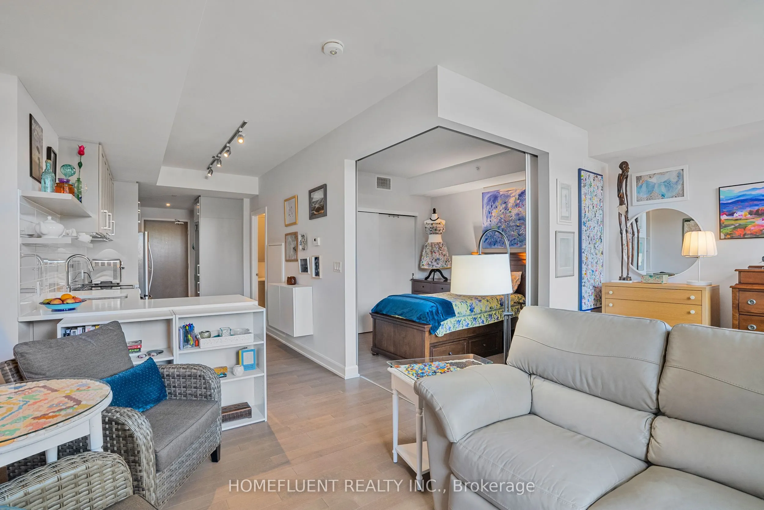 10 Rosemount Avenue, #305