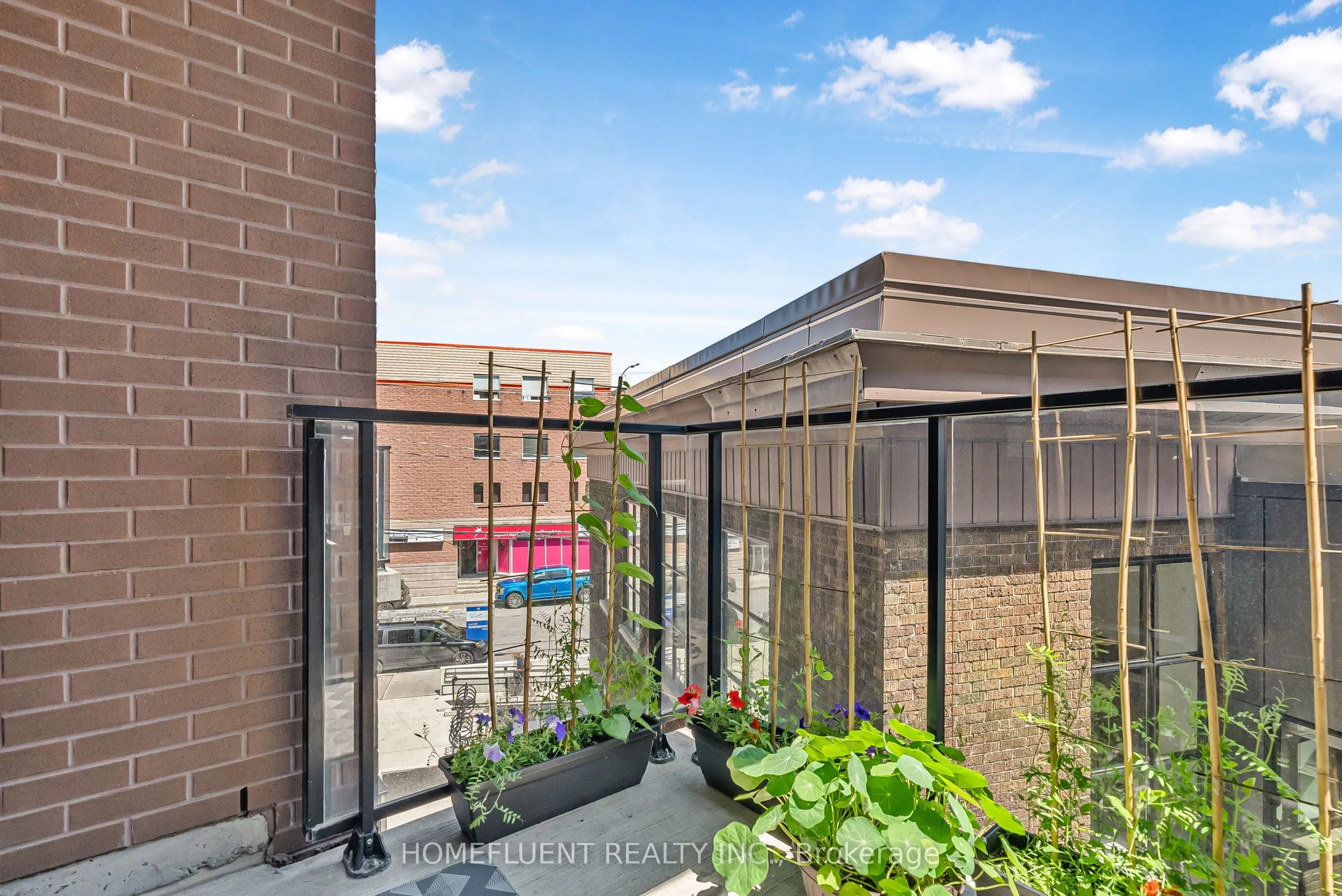 10 Rosemount Avenue, #305
