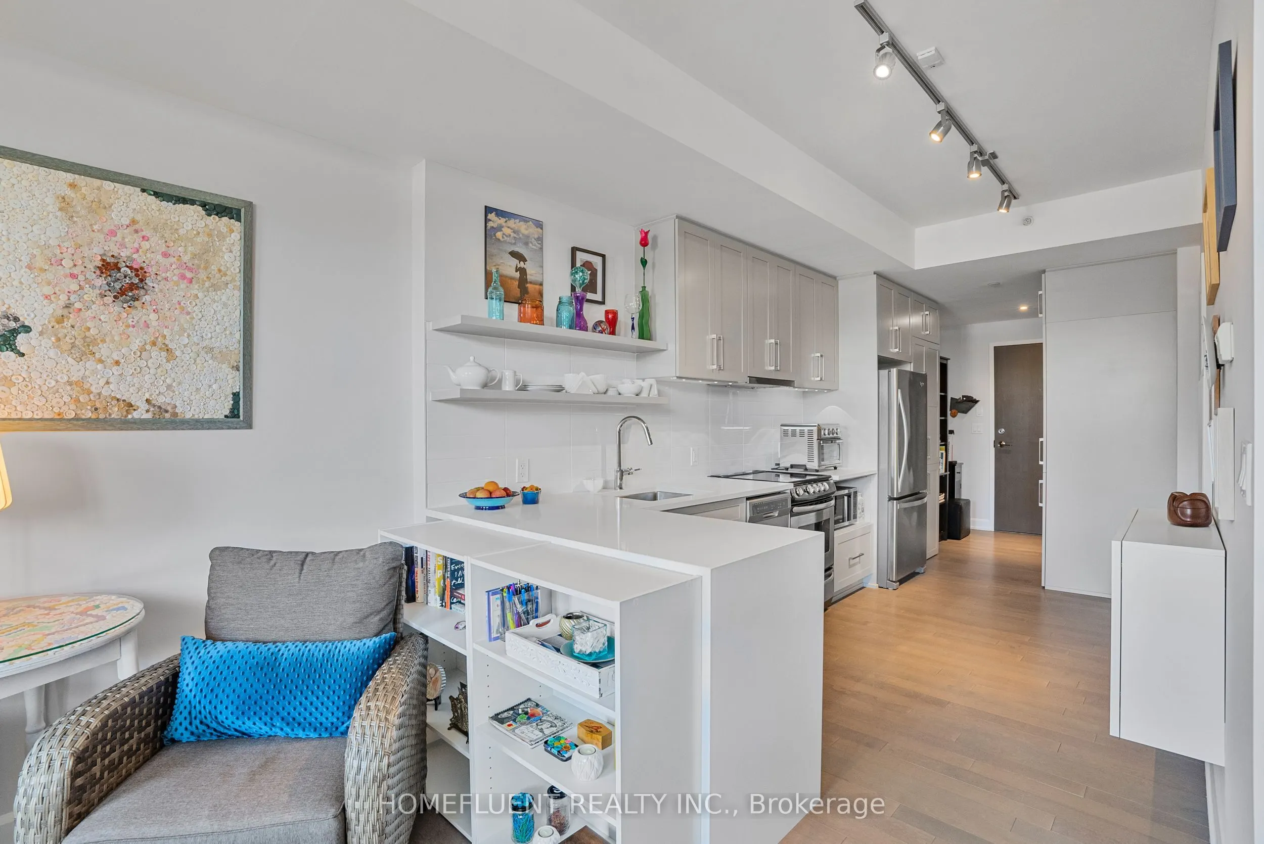 10 Rosemount Avenue, #305