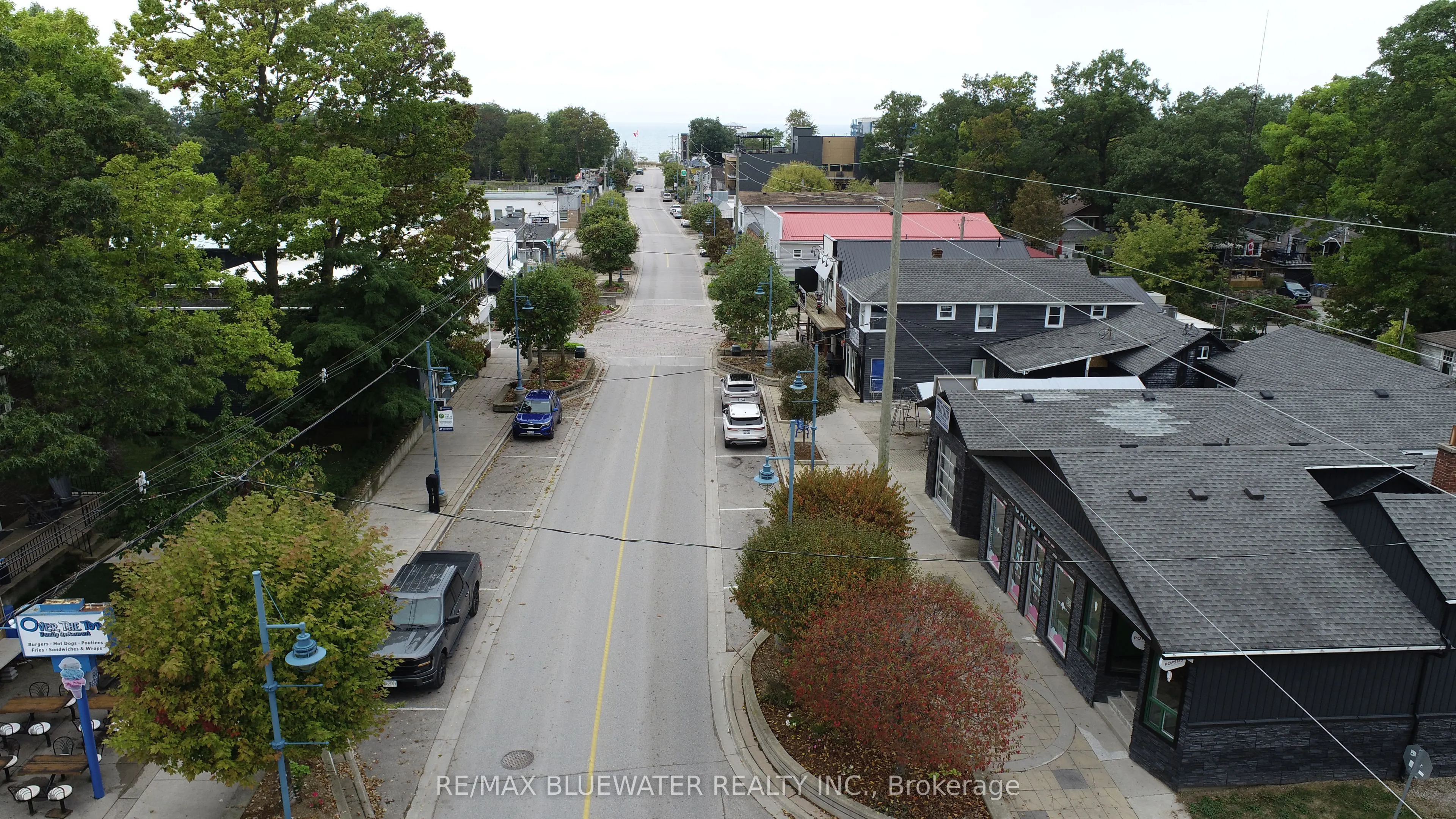 33 Main Street, #A