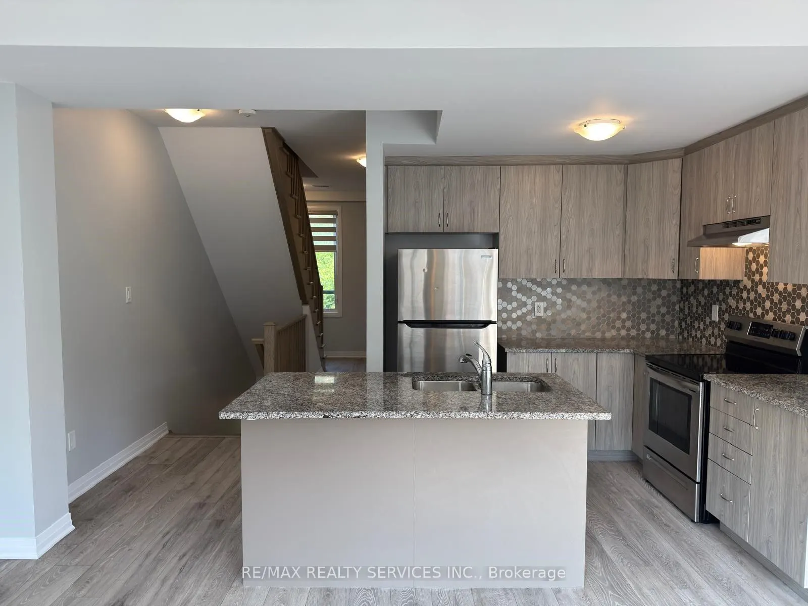 2 Willow Street, #63