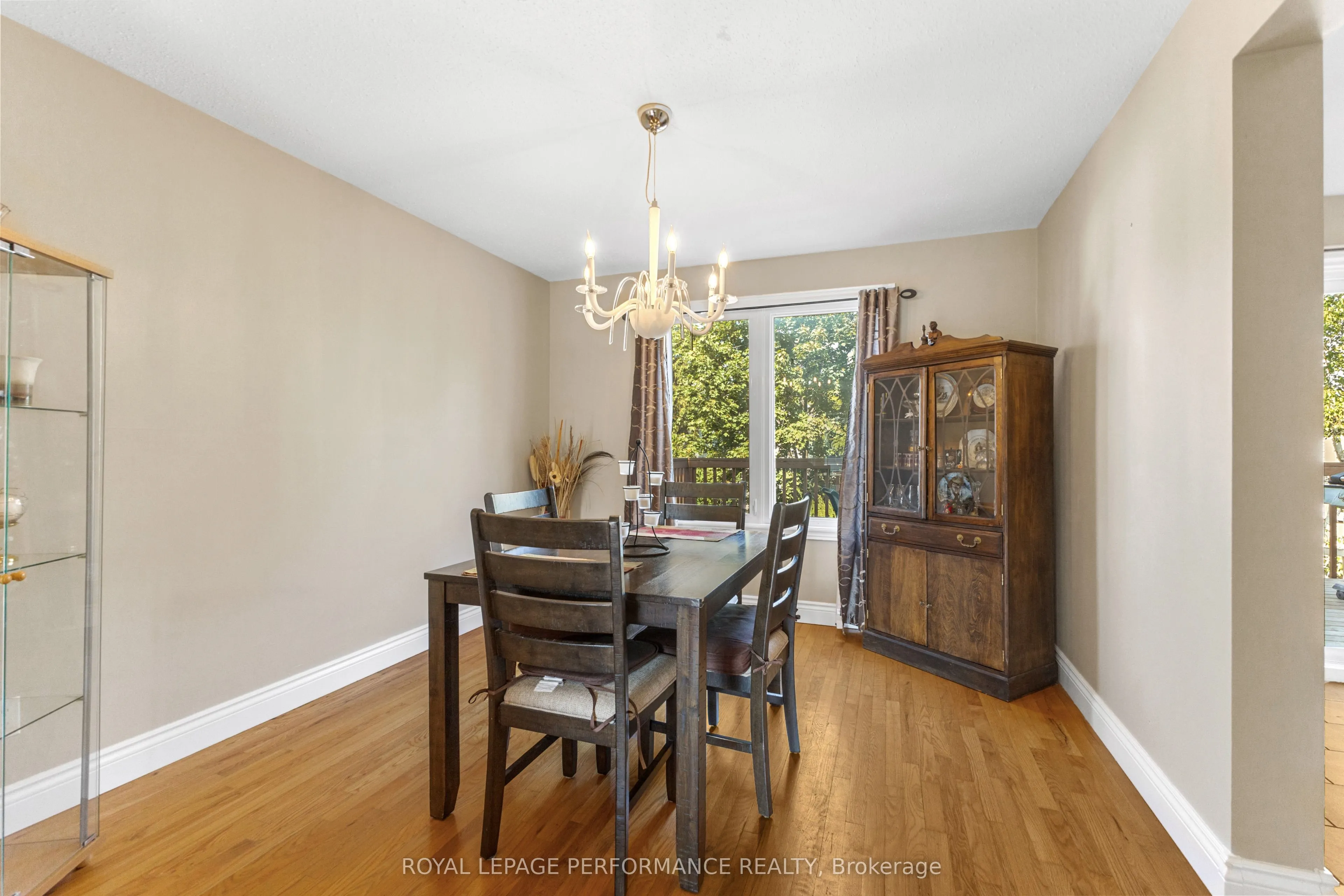 1936 Longman Crescent