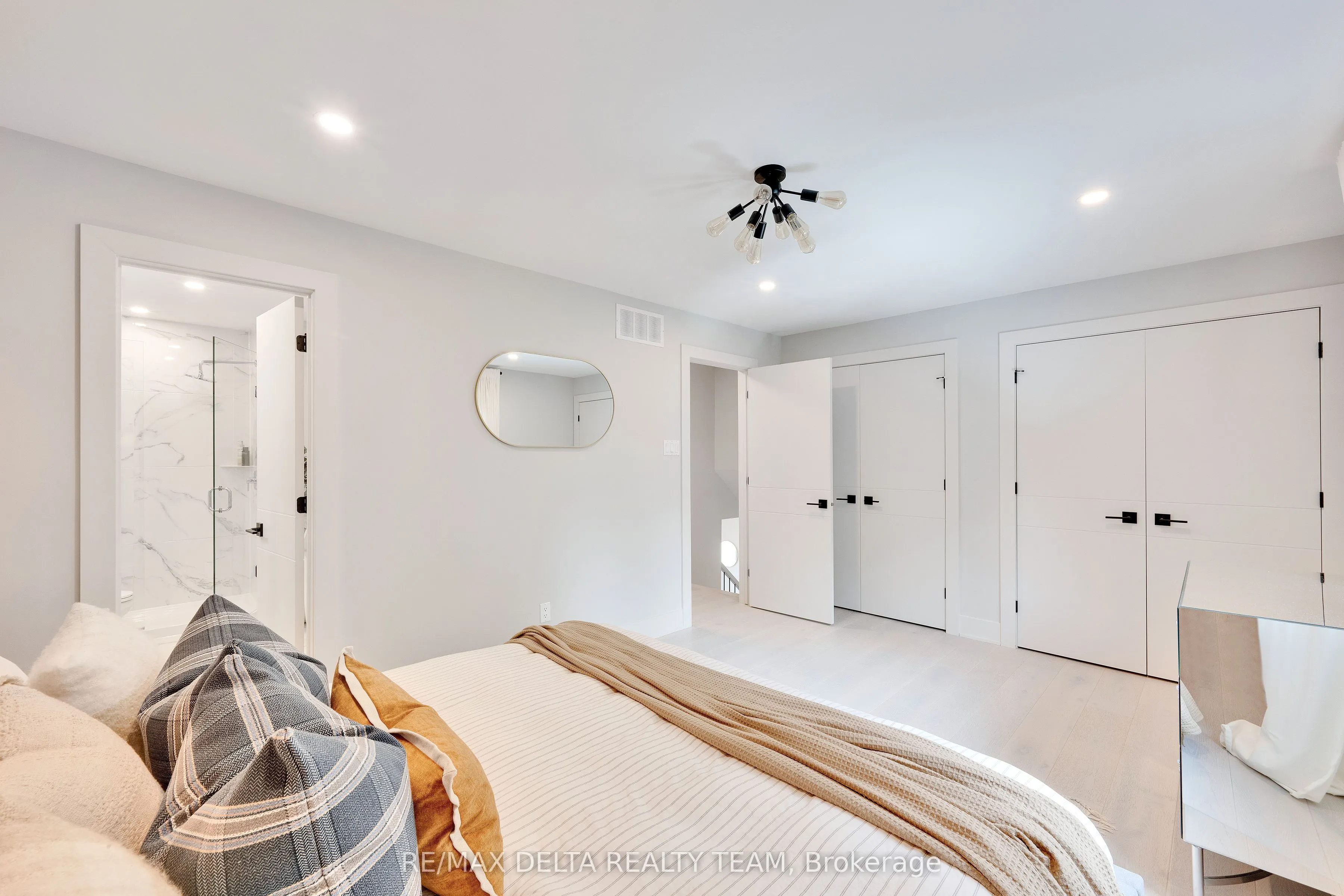 2556 Gravelle Crescent