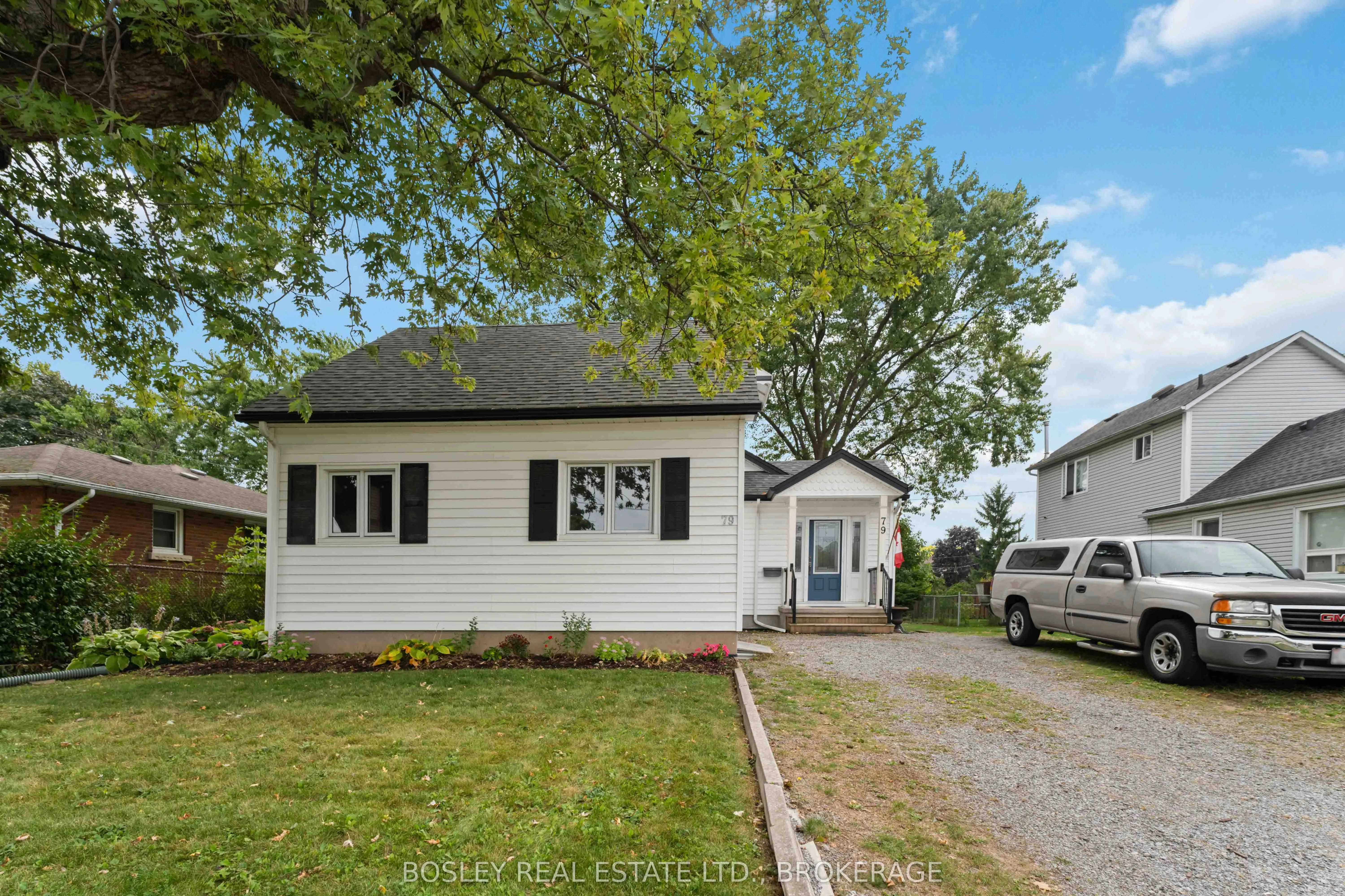 79 Richmond Street W