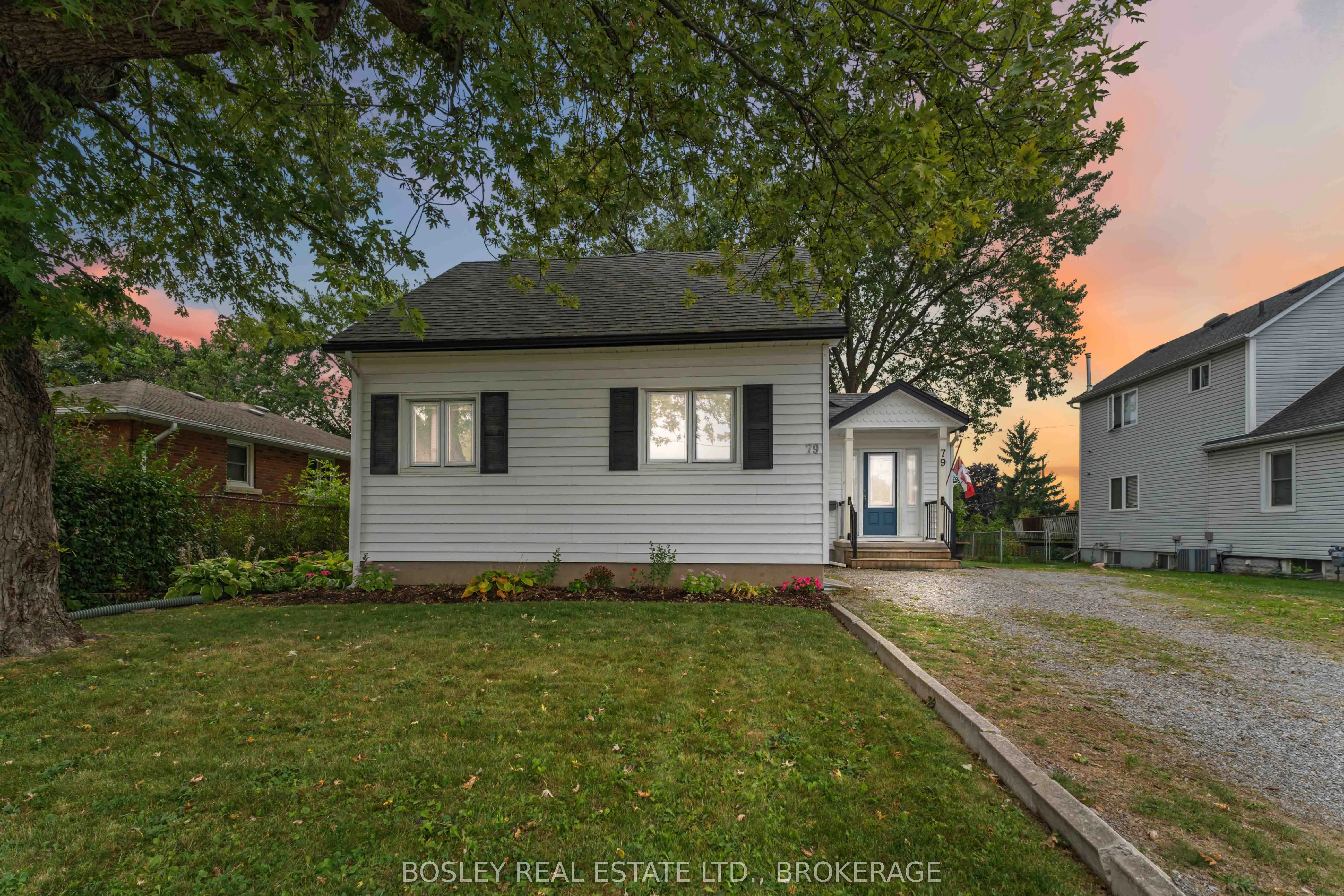 79 Richmond Street W