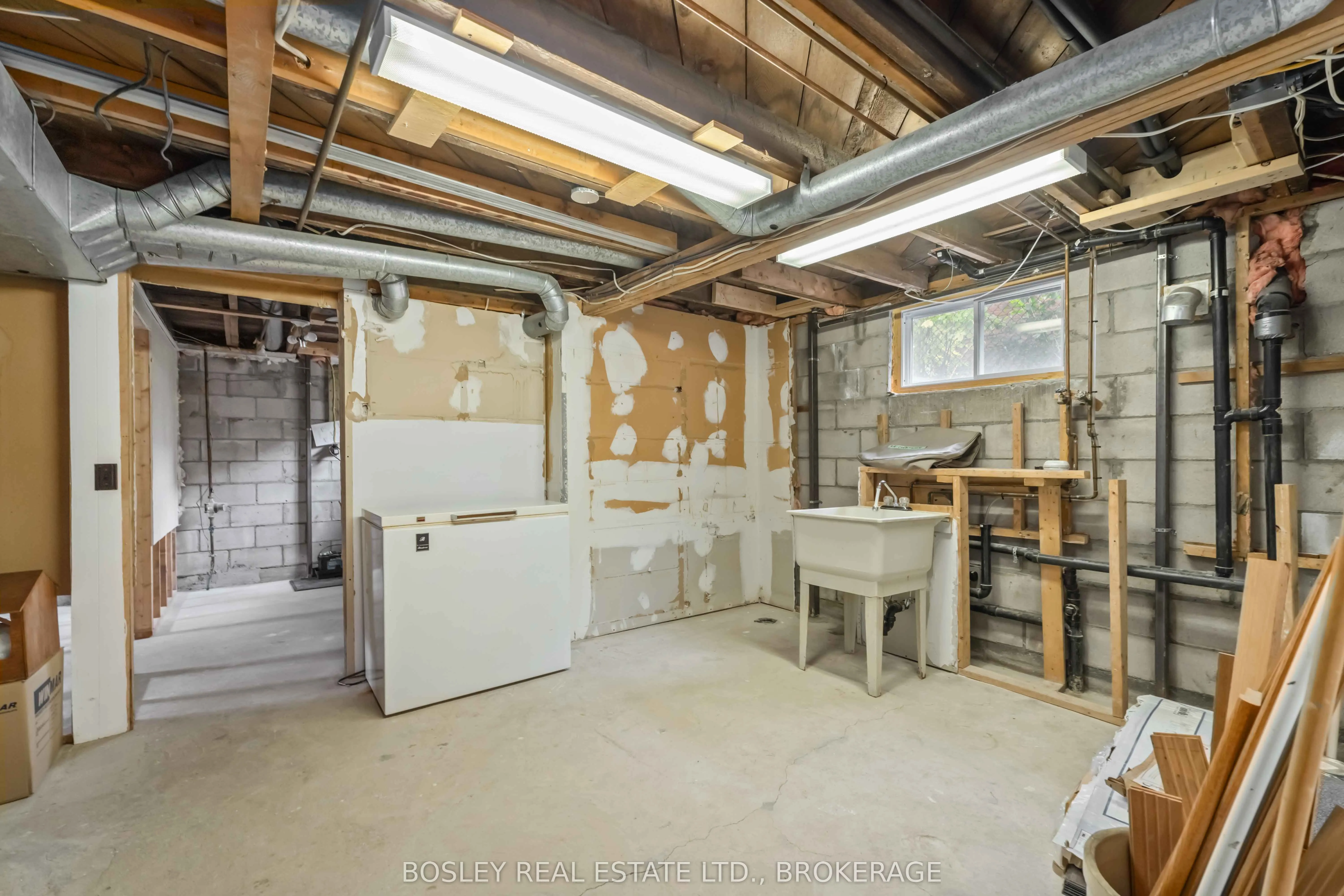 79 Richmond Street W
