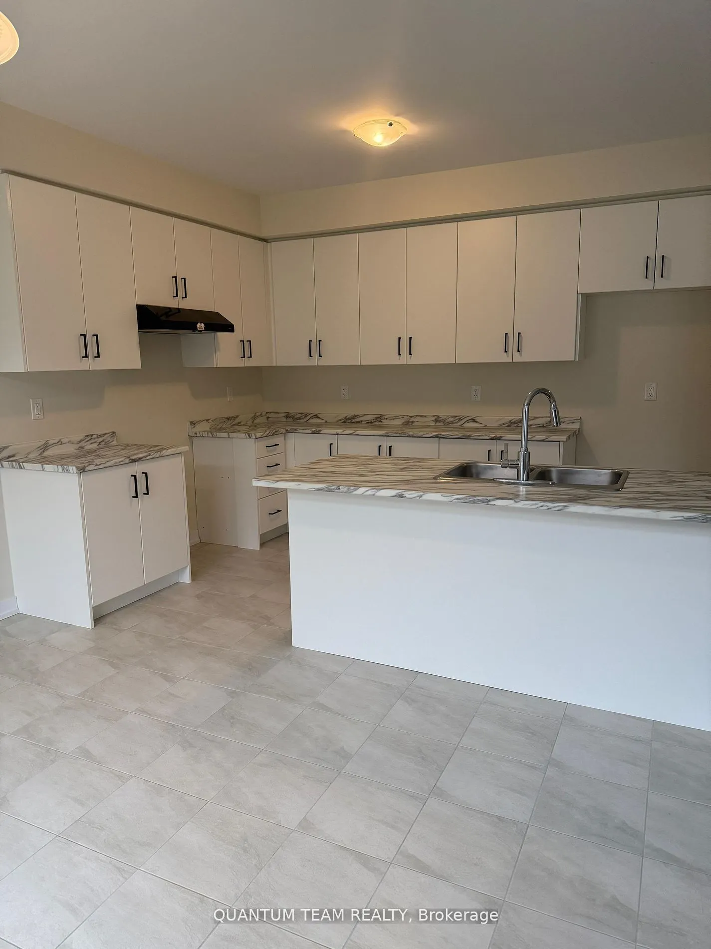 11 Wintergreen Crescent
