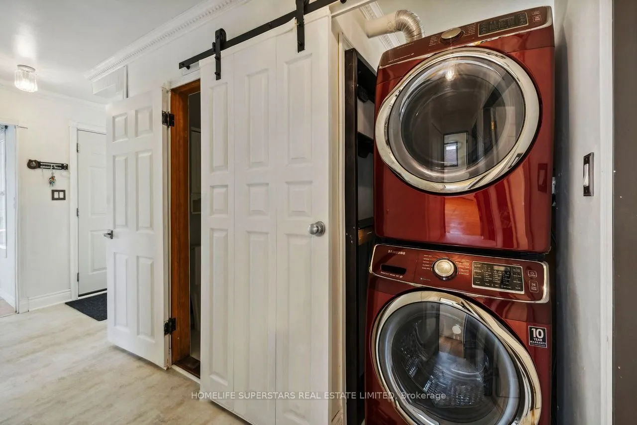 5921 Scott Street, #Upper