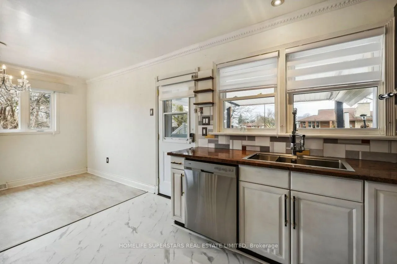 5921 Scott Street, #Upper