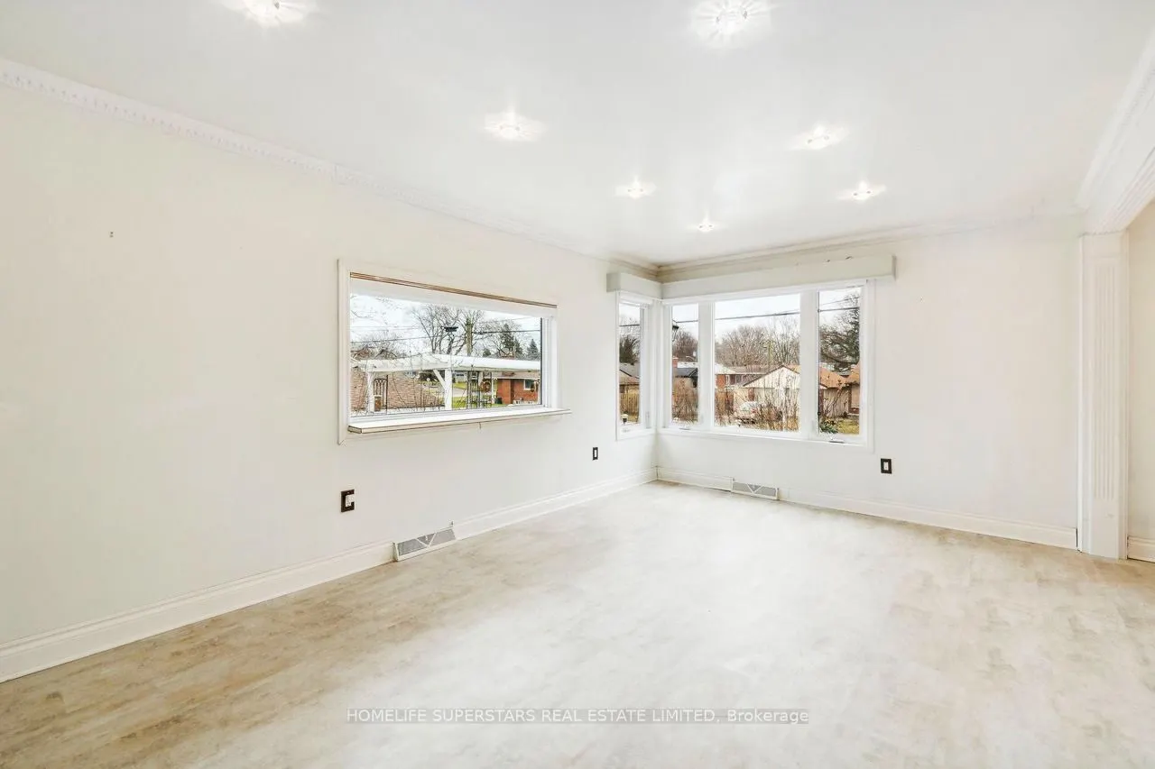5921 Scott Street, #Upper