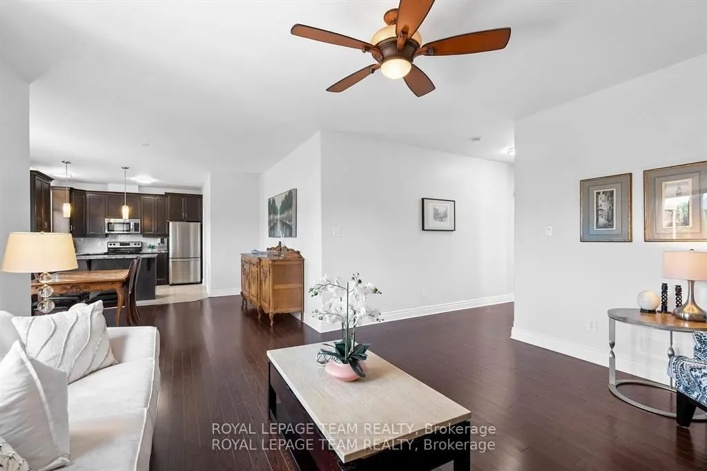 221 Santiago Street