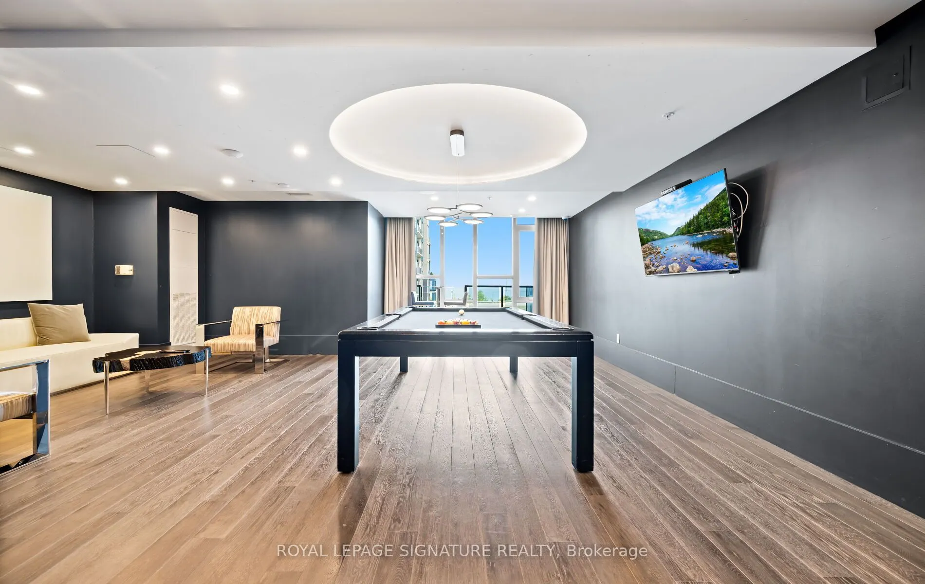 16 Concord Place, #629