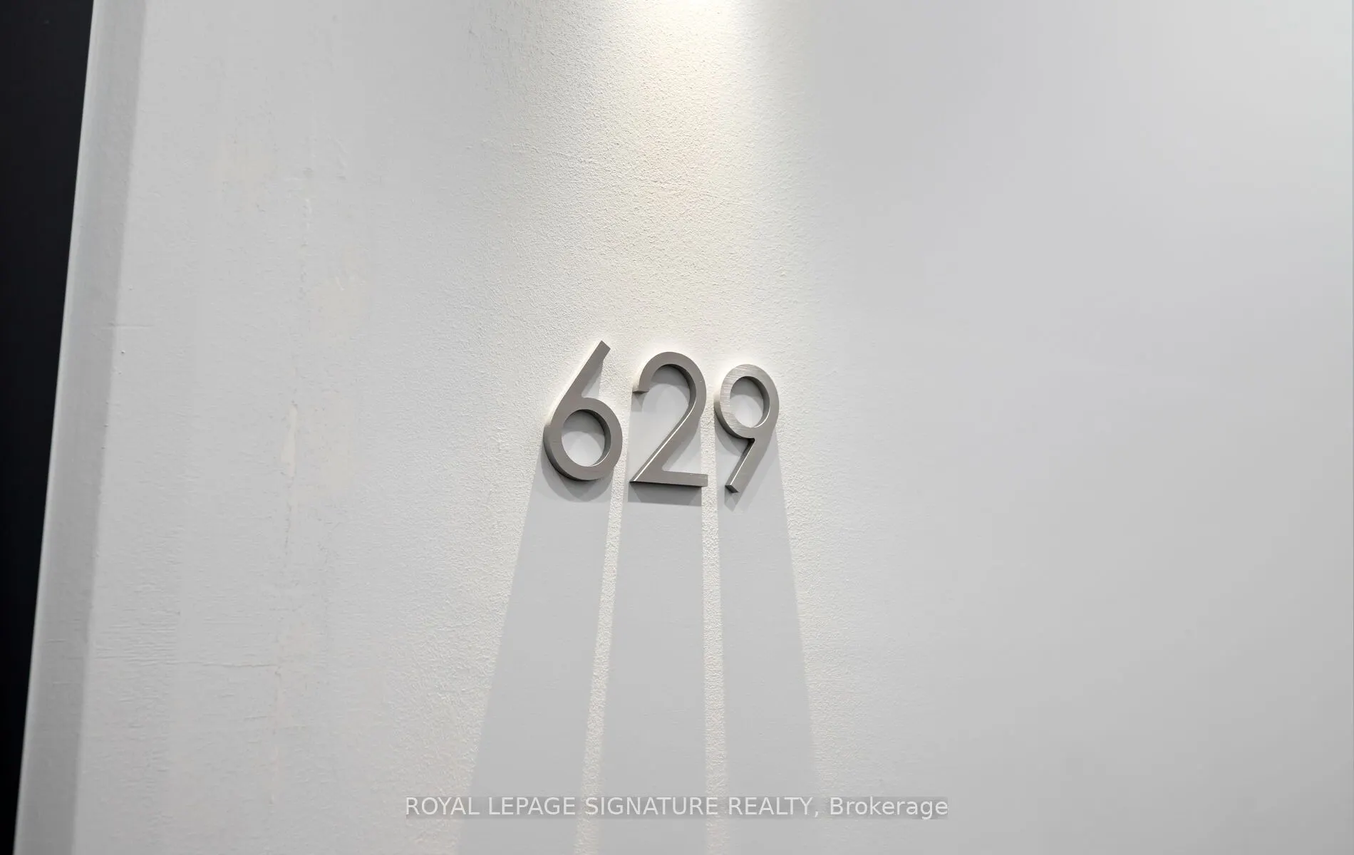 16 Concord Place, #629