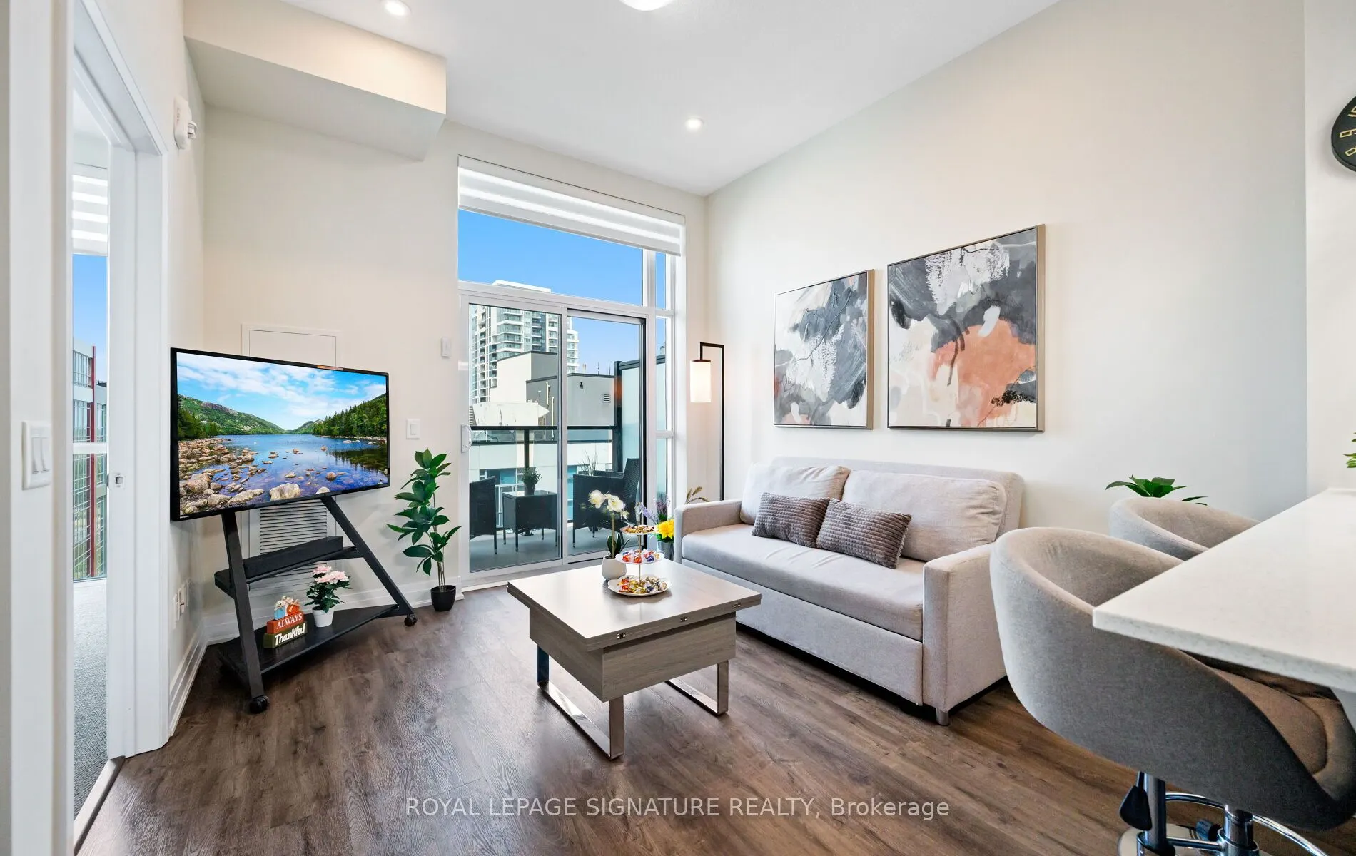 16 Concord Place, #629