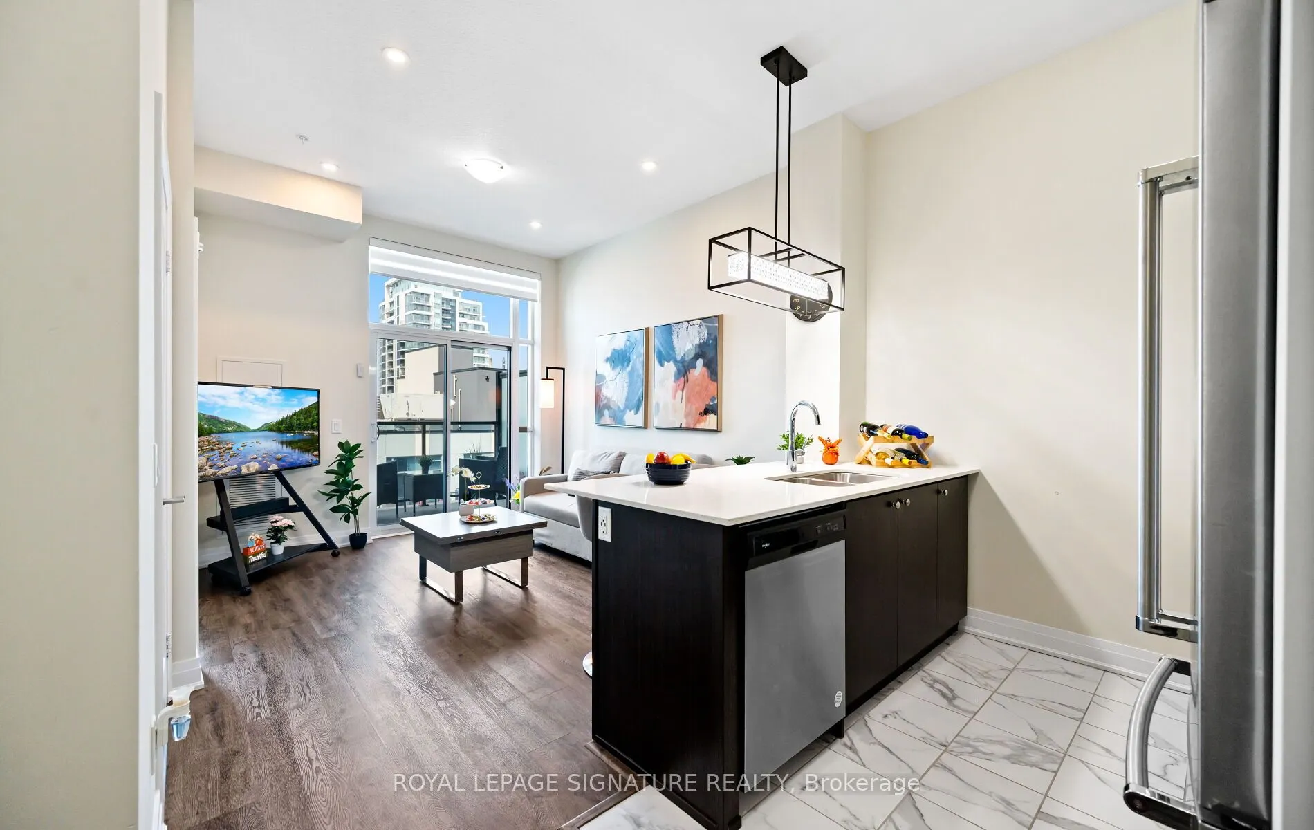 16 Concord Place, #629