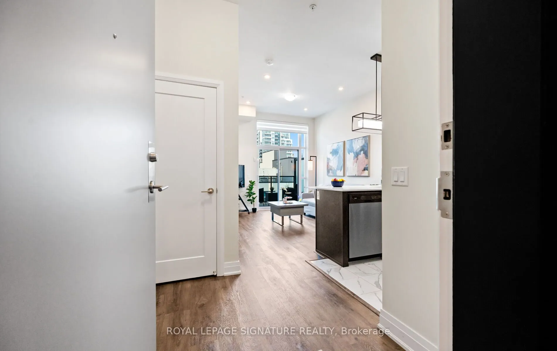 16 Concord Place, #629