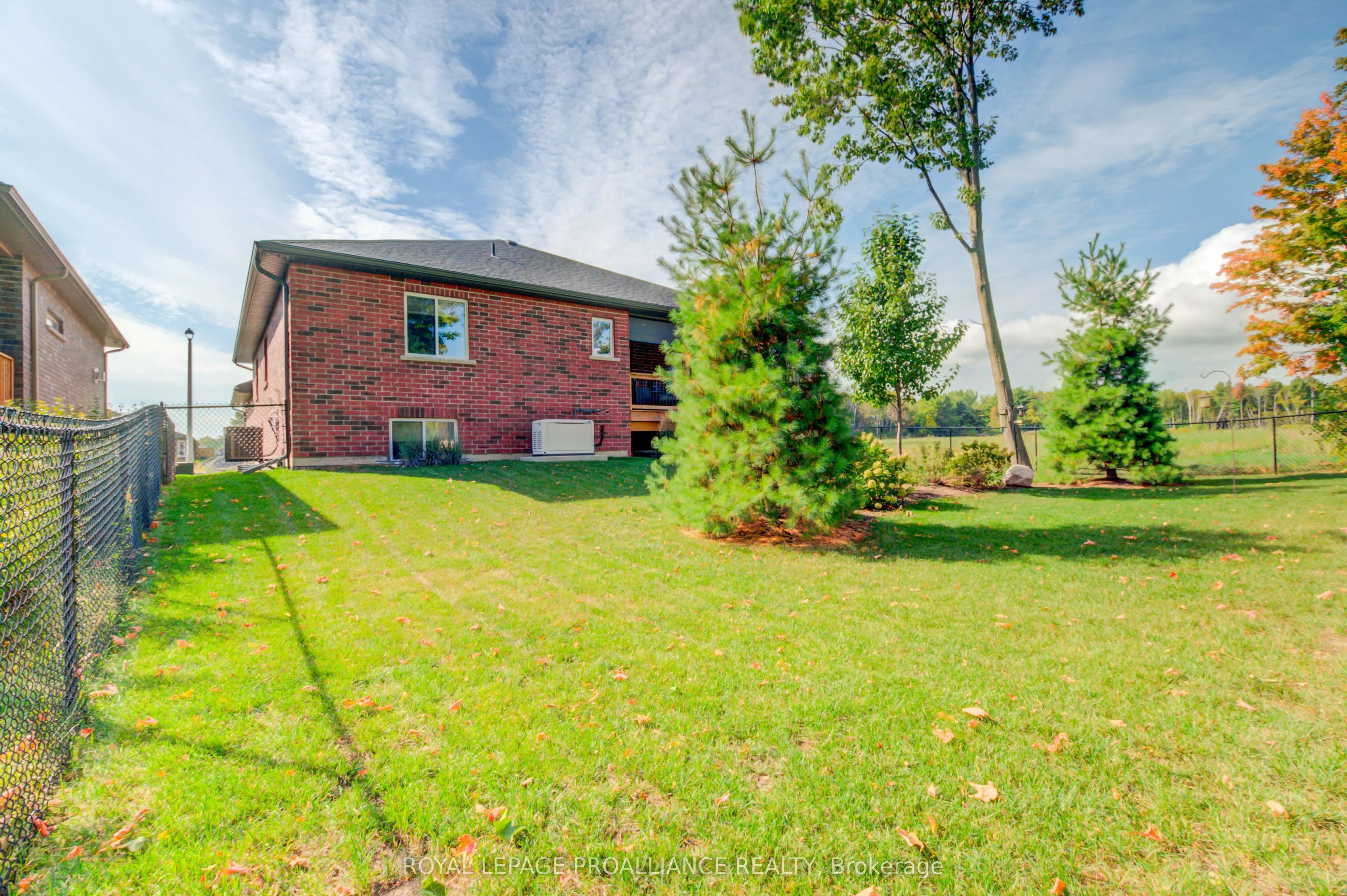 6 Lawrence Avenue