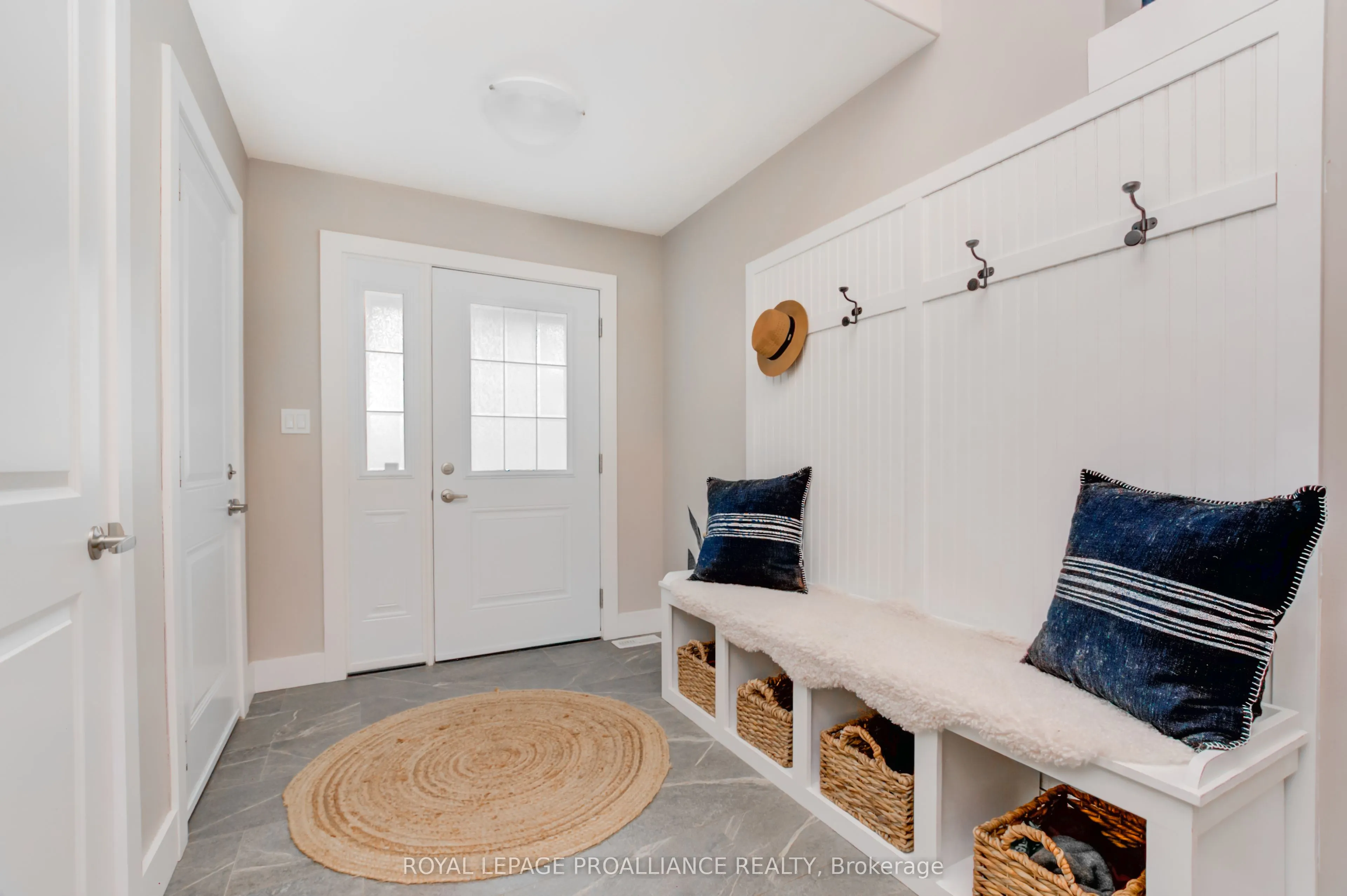 6 Lawrence Avenue