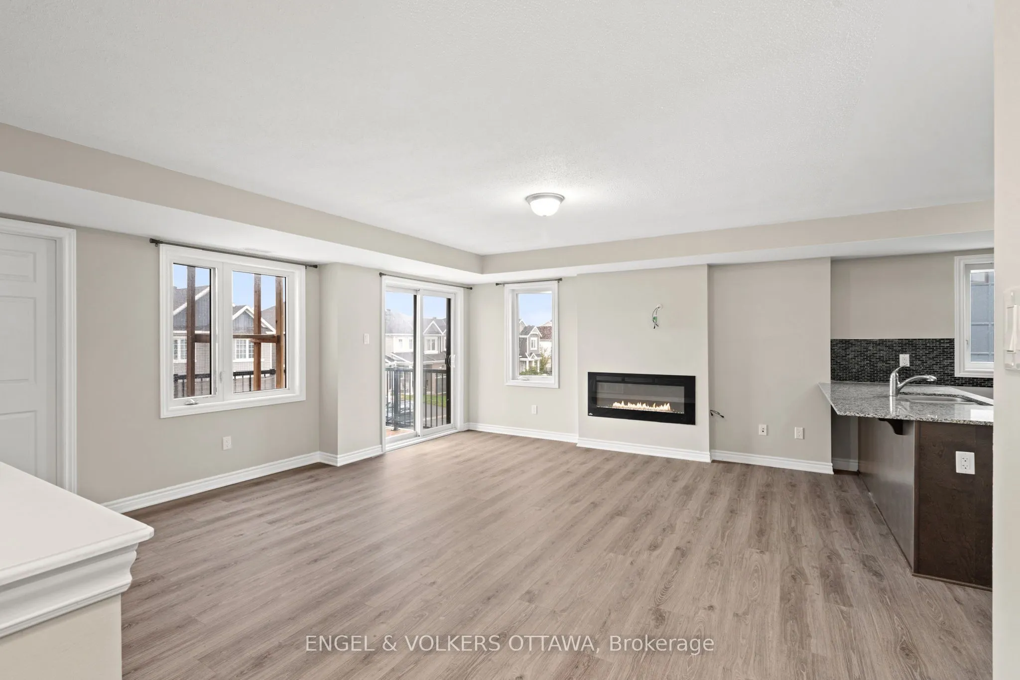 2248 Watercolours Way, #21