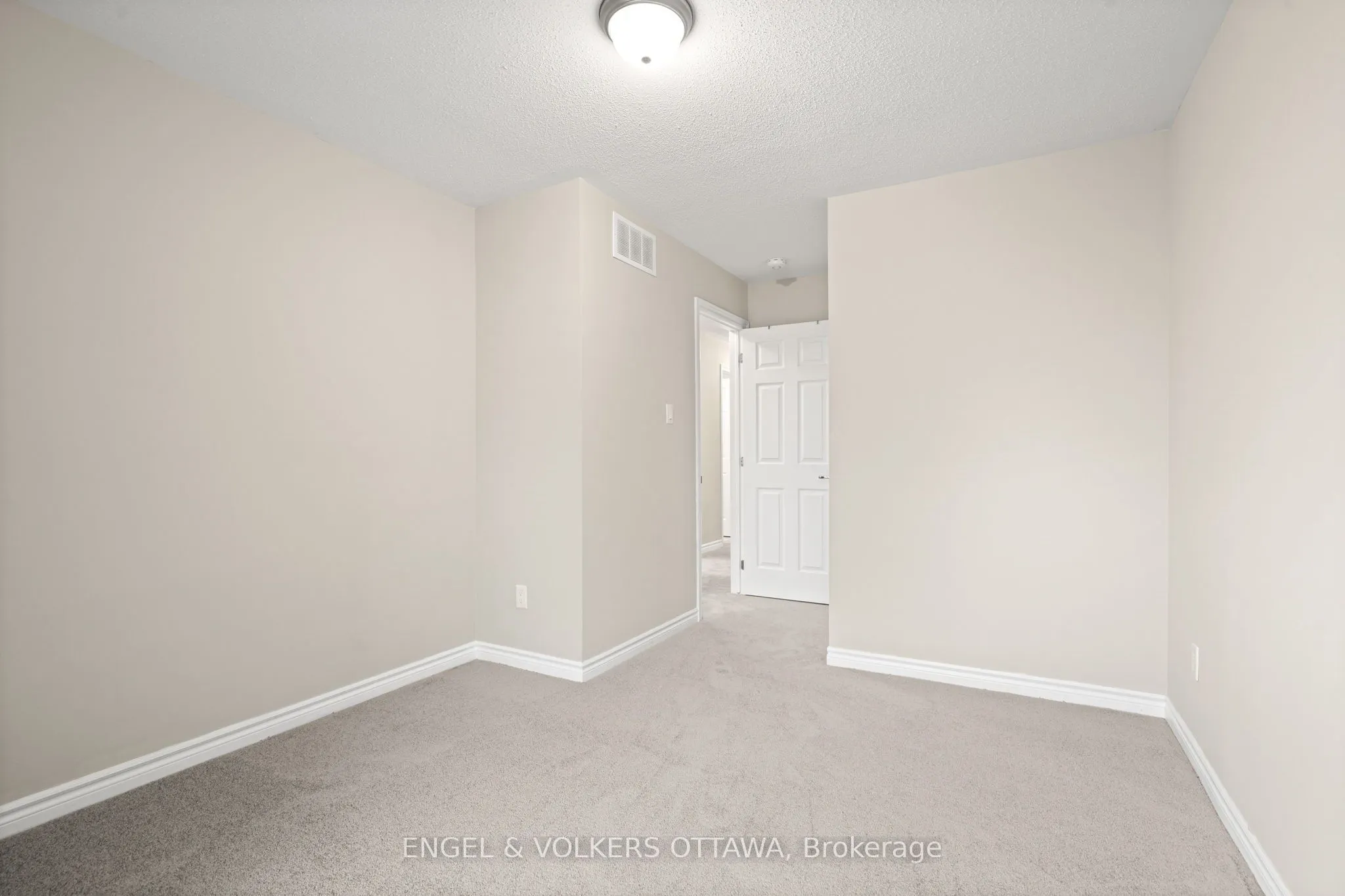 2248 Watercolours Way, #21
