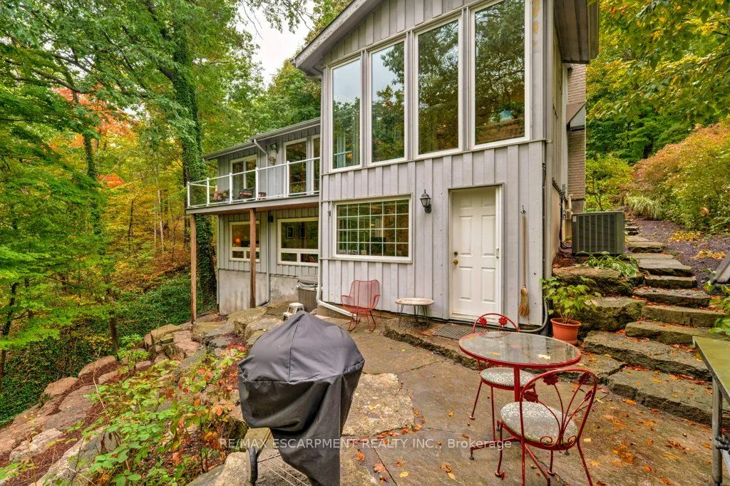 59 Park Road S