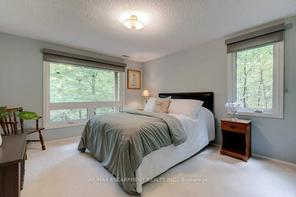 59 Park Road S