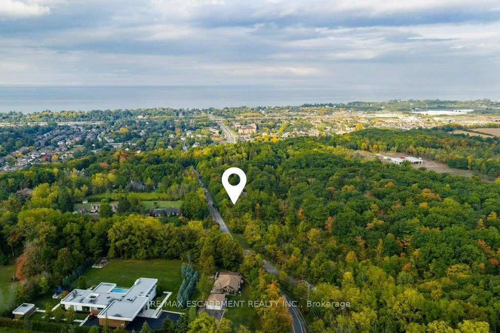 59 Park Road S