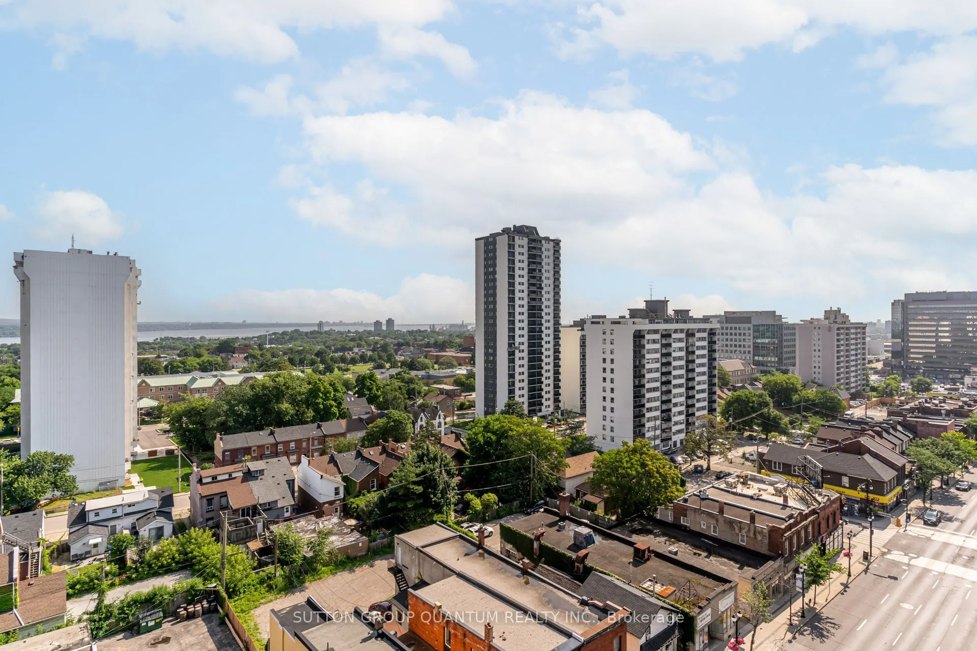 15 Queen Street S, #908