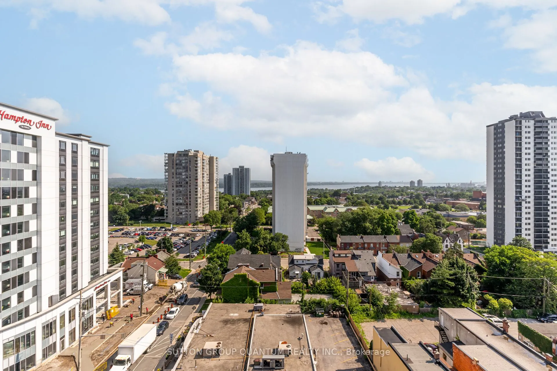 15 Queen Street S, #908